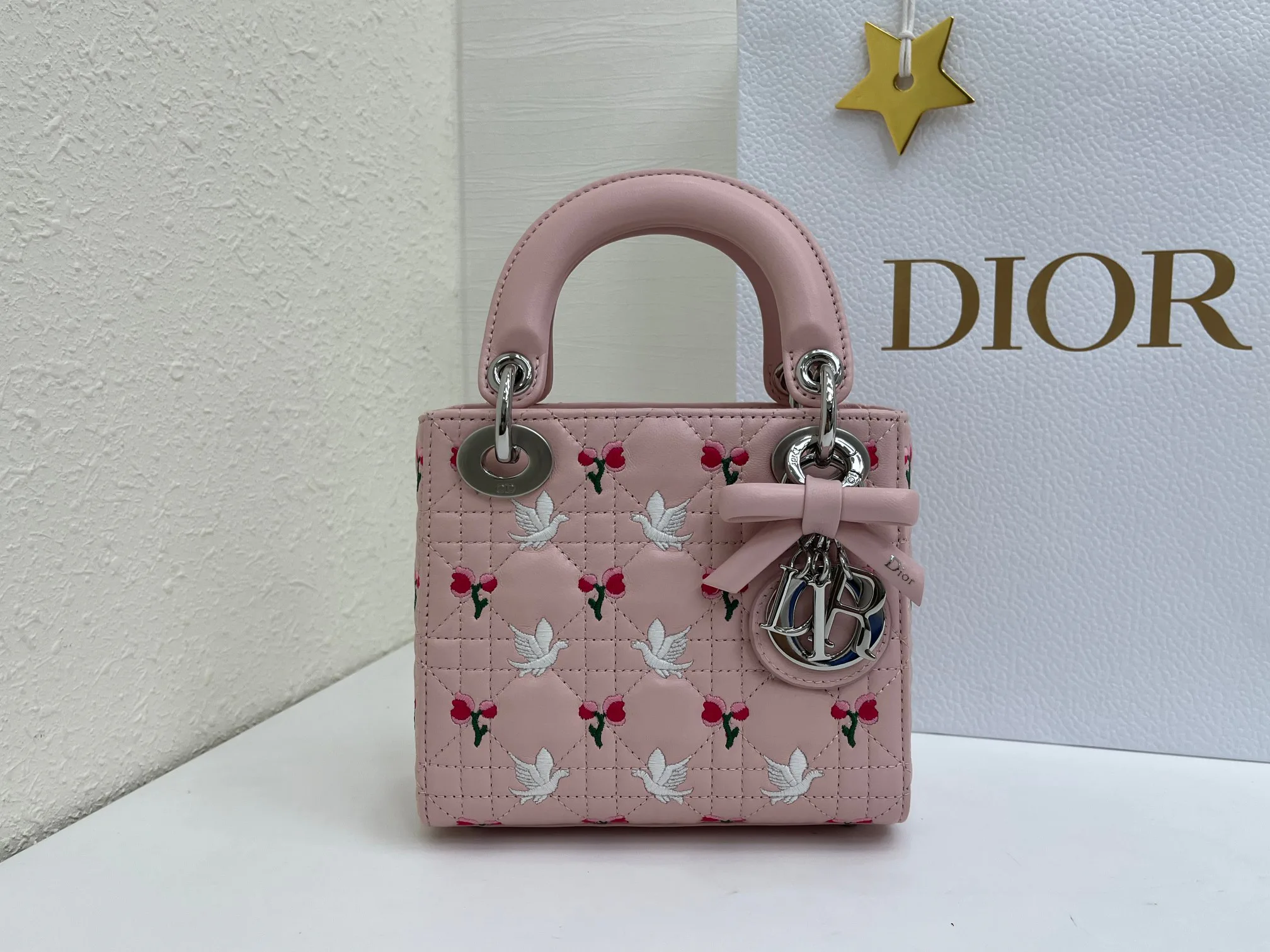 Классические Сумки Женские Christian Dior 17407064