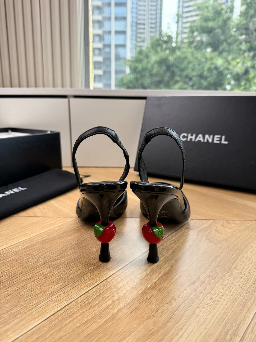 Туфли Женские Chanel 16971915