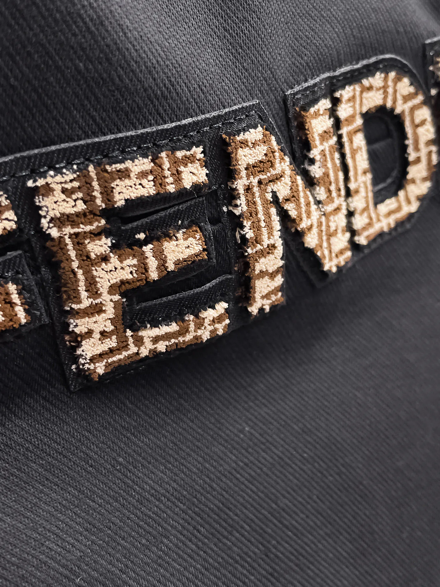 Шорты Мужские Fendi 13417632