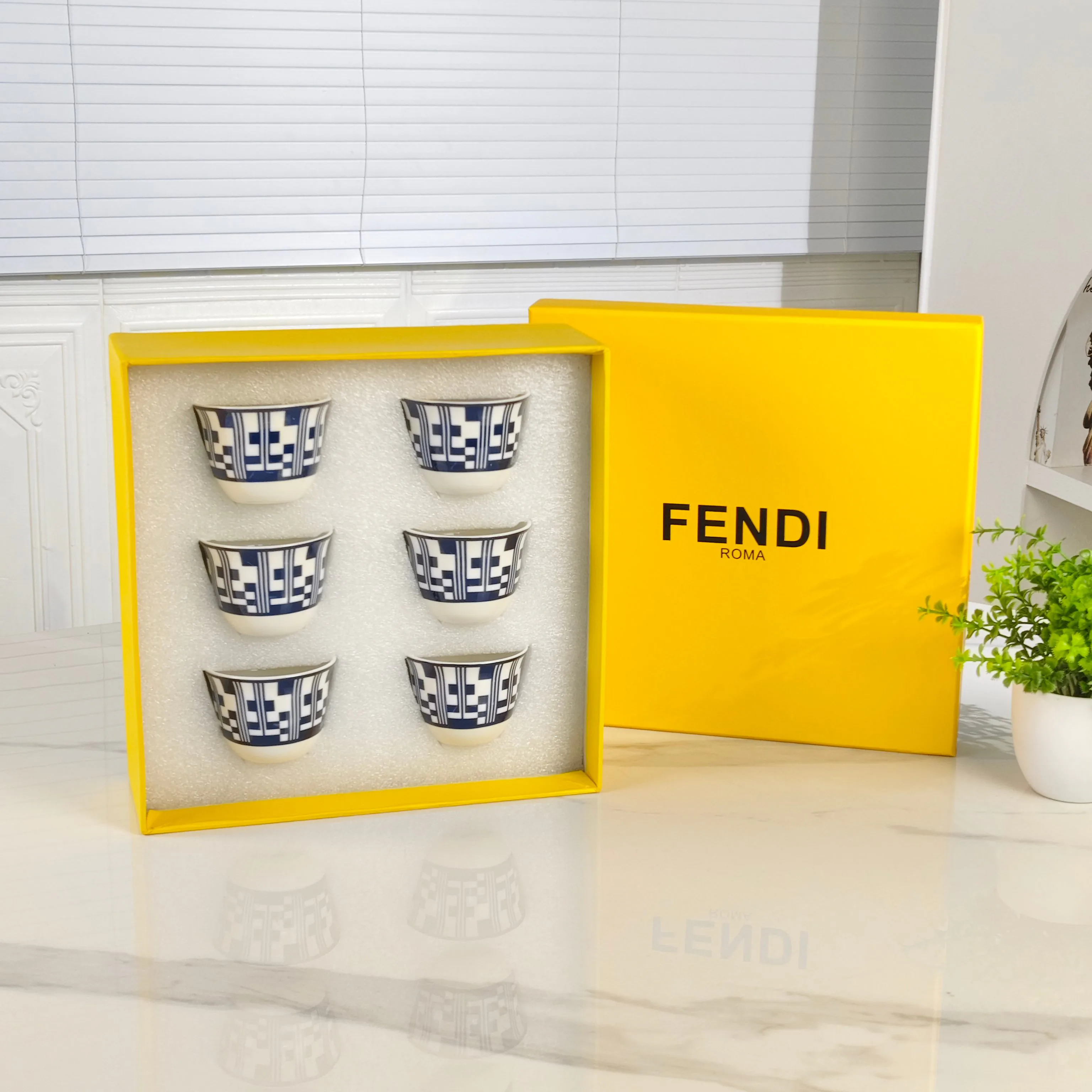 Посуда Fendi 1618301