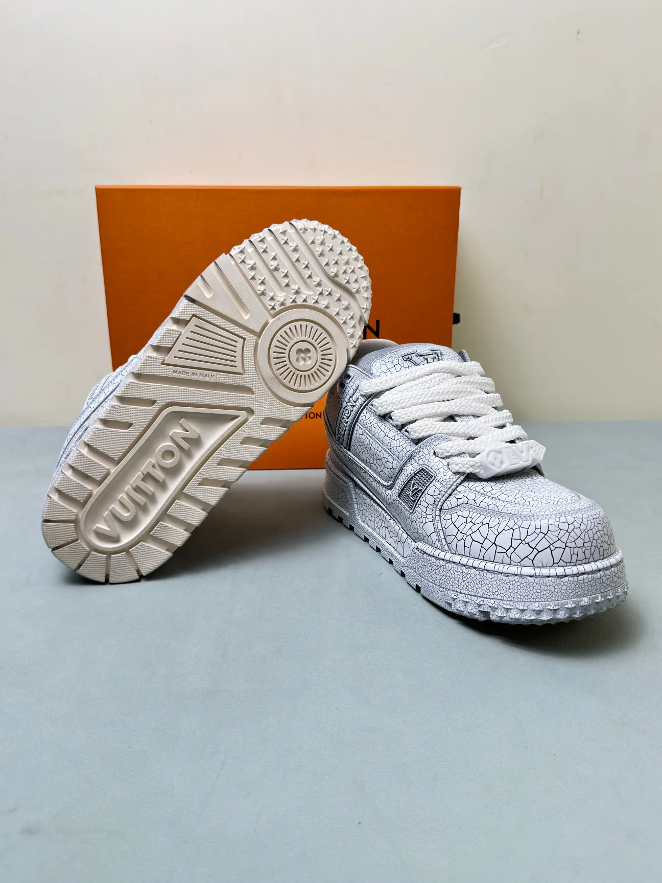 Кроссовки Мужские Louis Vuitton 11073669