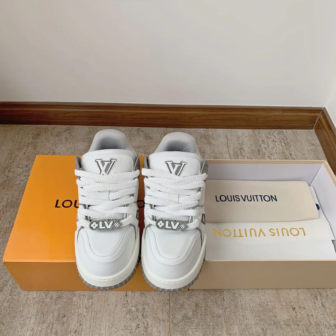 Кроссовки Женские Louis Vuitton 10234442