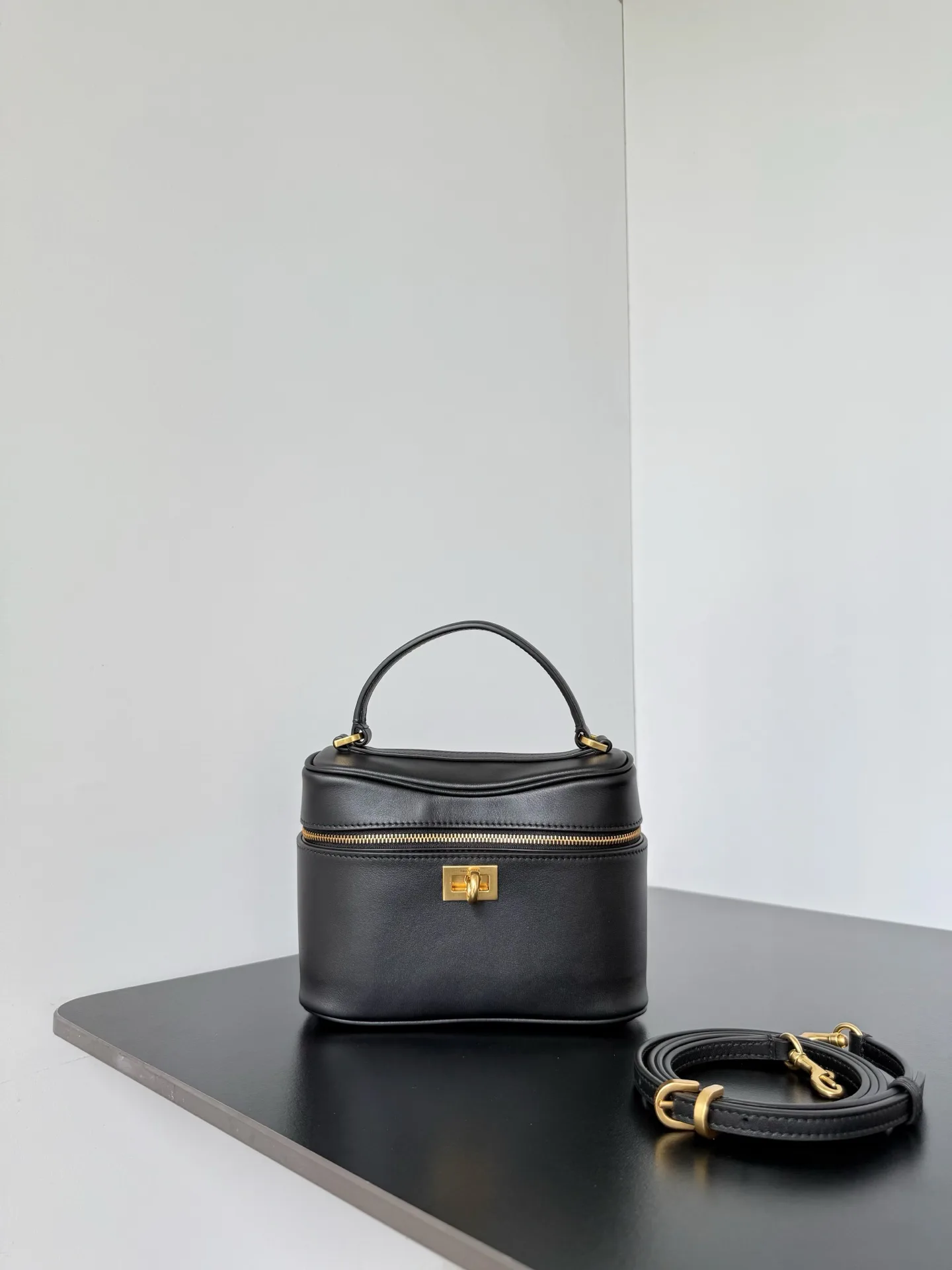 Клатчи Женские Balenciaga 11451448