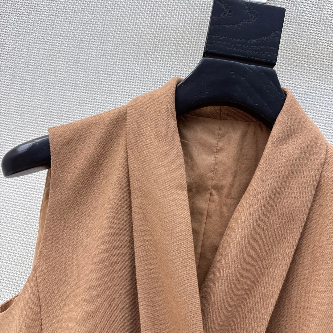 Жилеты Женские Brunello Cucinelli 11260377