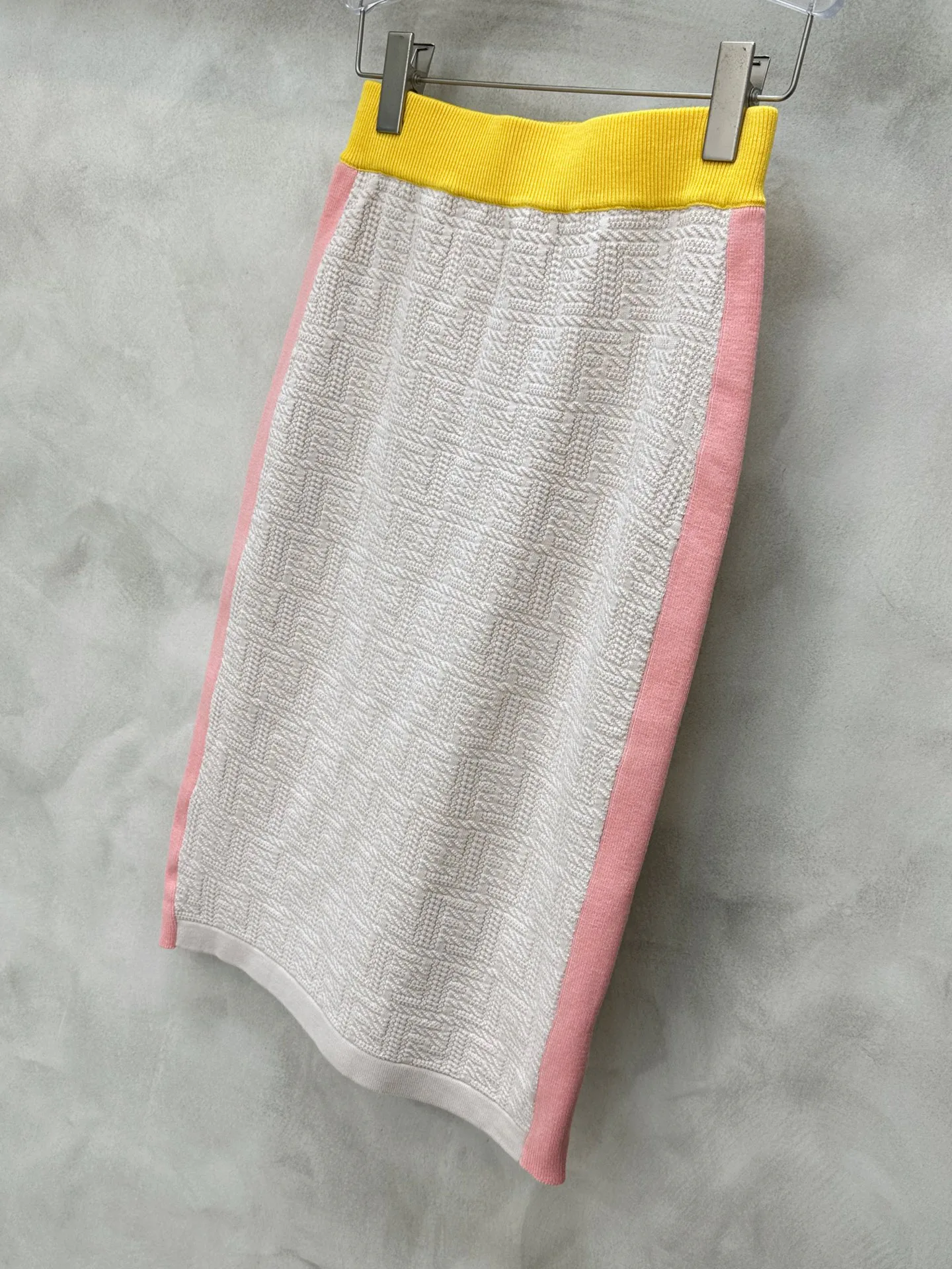 Юбки Женские Fendi 12951775