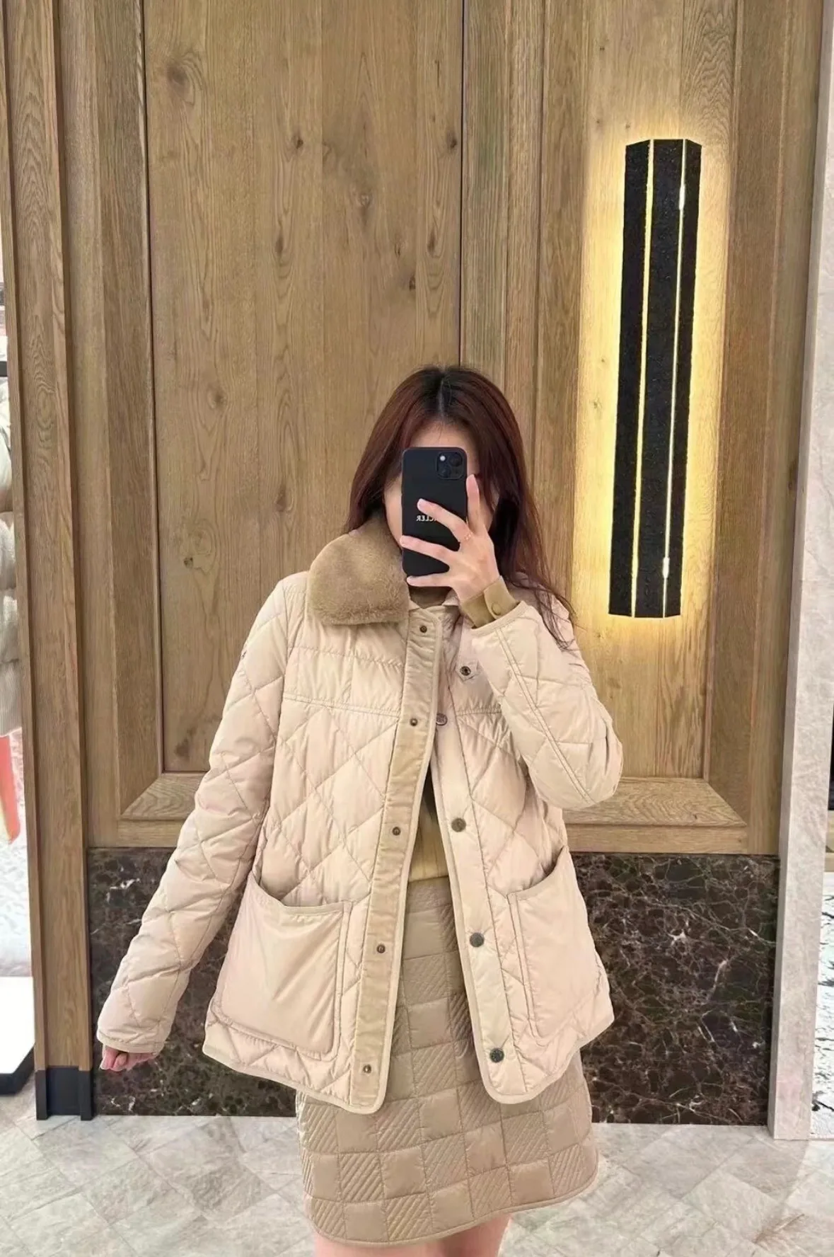 Куртки И Пуховики Женские Moncler 19210927