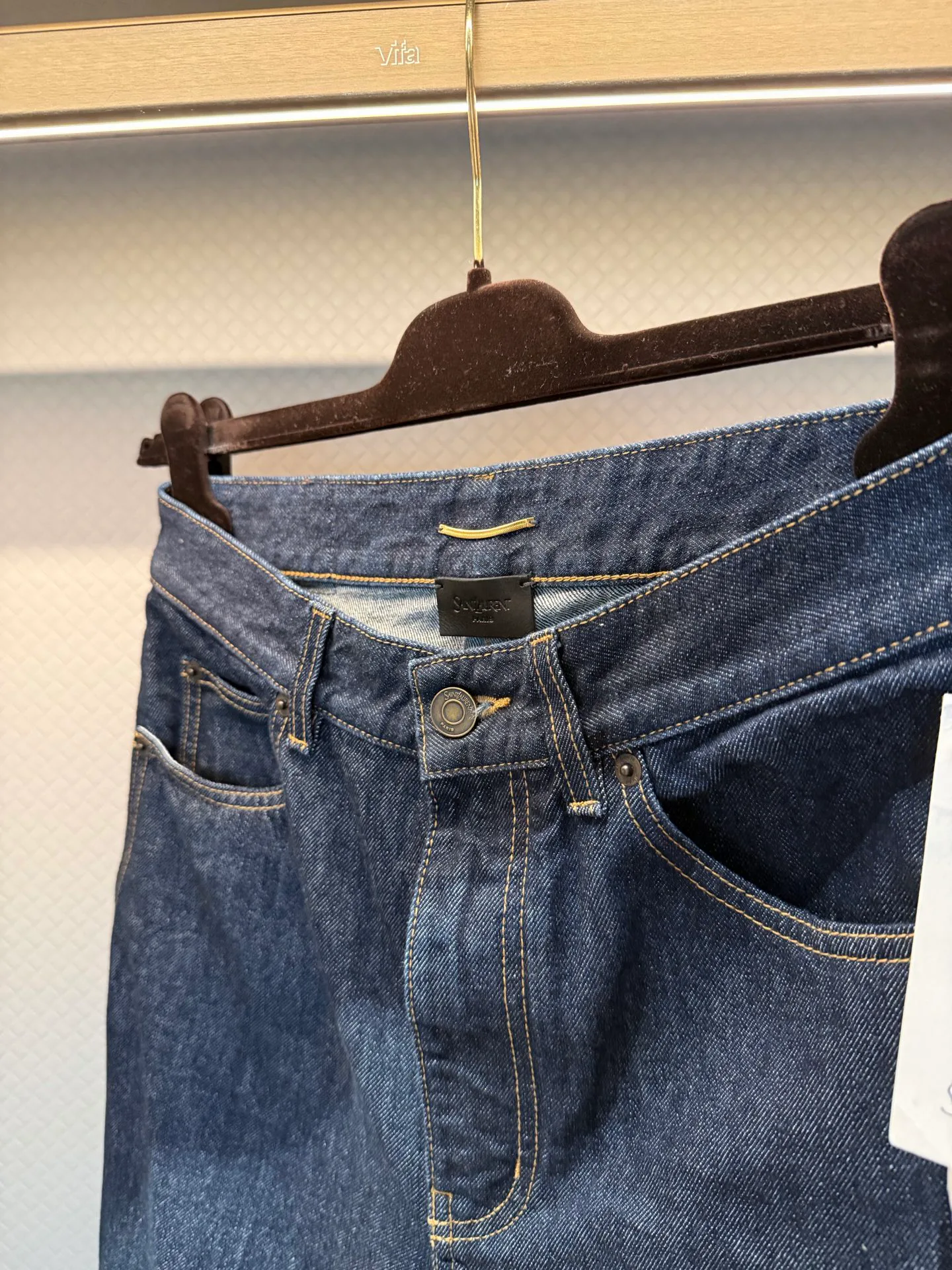 Джинсы Женские Saint Laurent 17557349