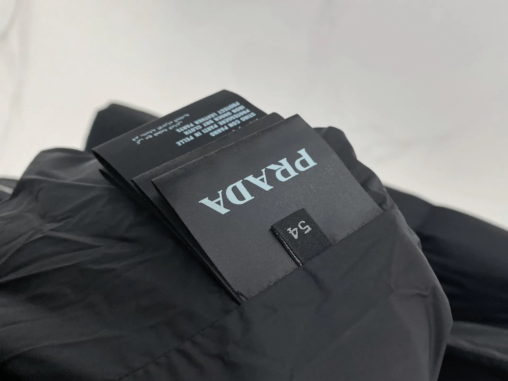 Куртки И Пуховики Женские Prada 1283064