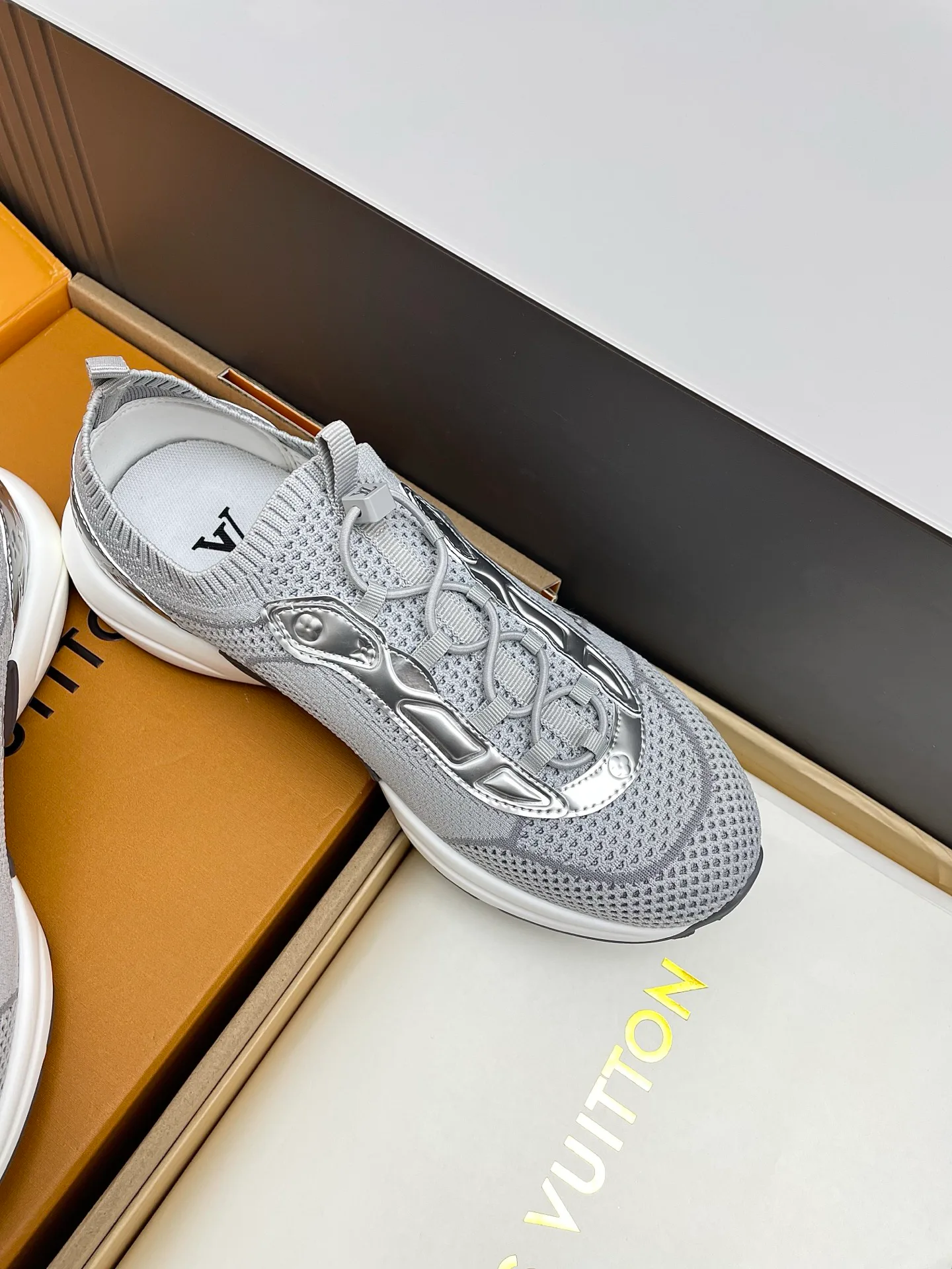 Кроссовки Женские Louis Vuitton 150826