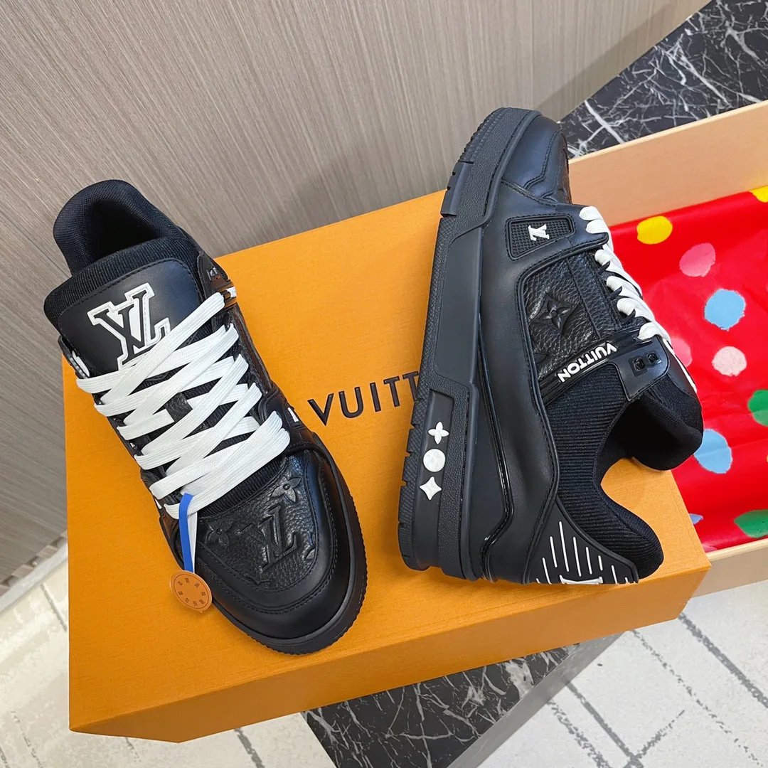 Кроссовки Женские Louis Vuitton 3470494