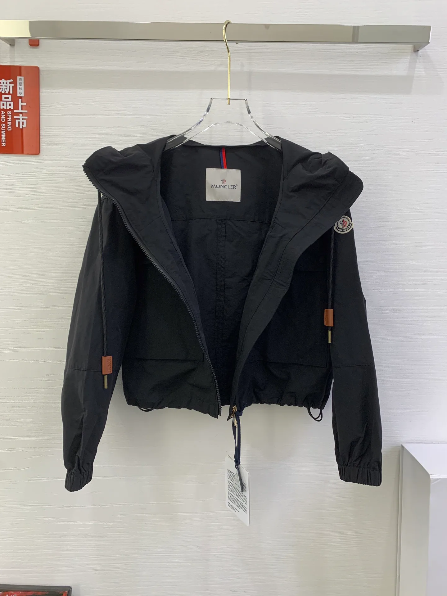 Куртки И Пуховики Женские Moncler 11489468