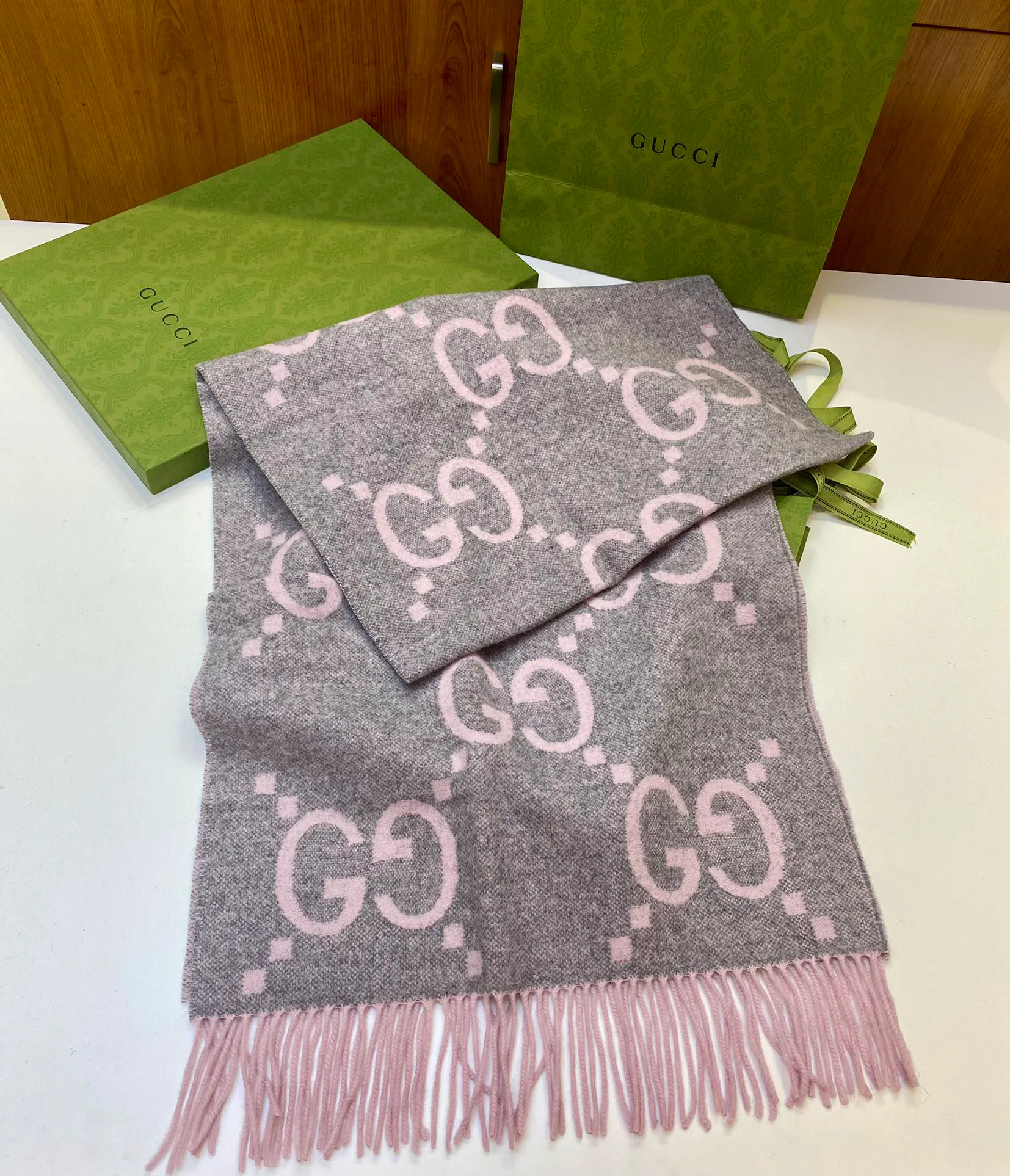 Шарфы Gucci 210282