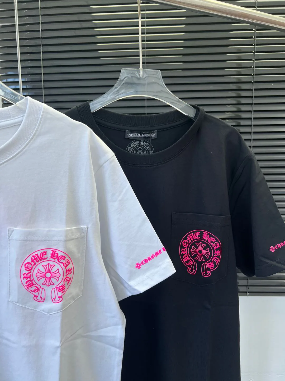 Футболки Женские Chrome Hearts 11490149