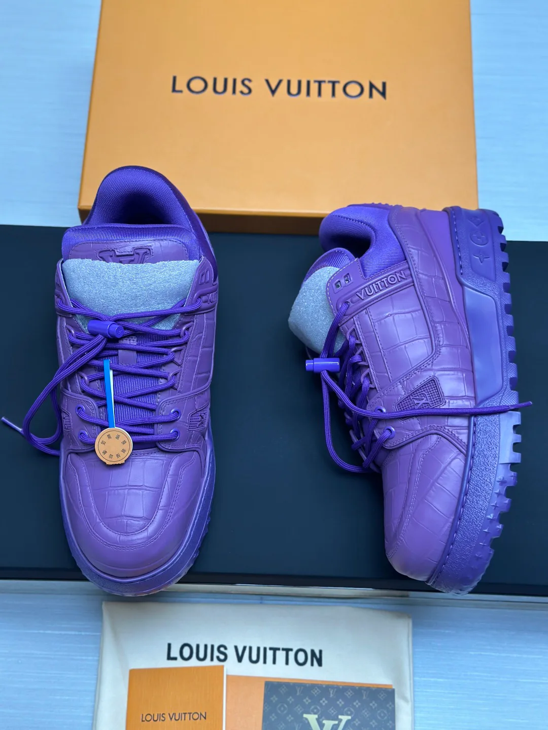 Кроссовки Женские Louis Vuitton 230768