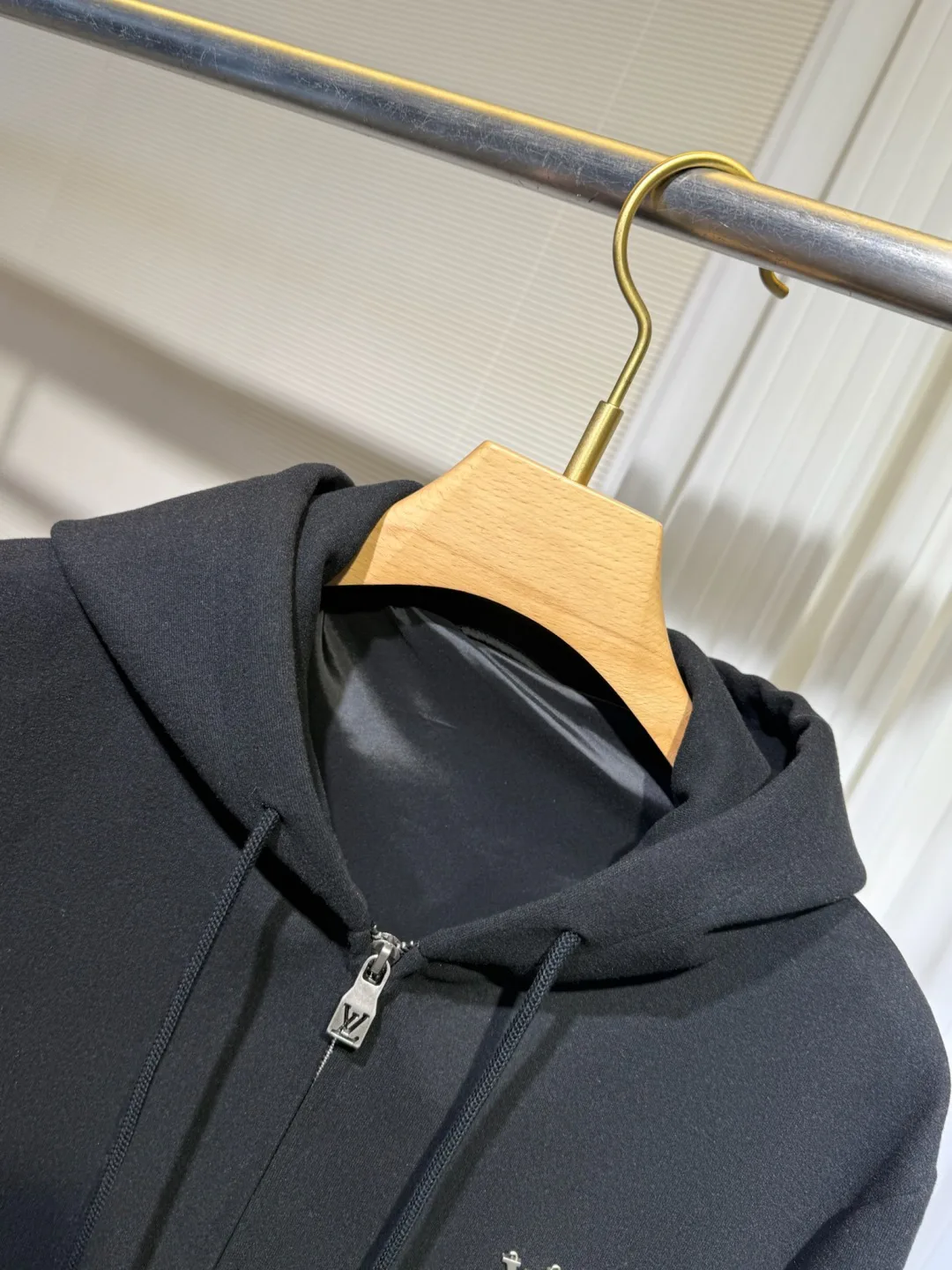 Куртки И Пуховики Мужские Louis Vuitton 5071690