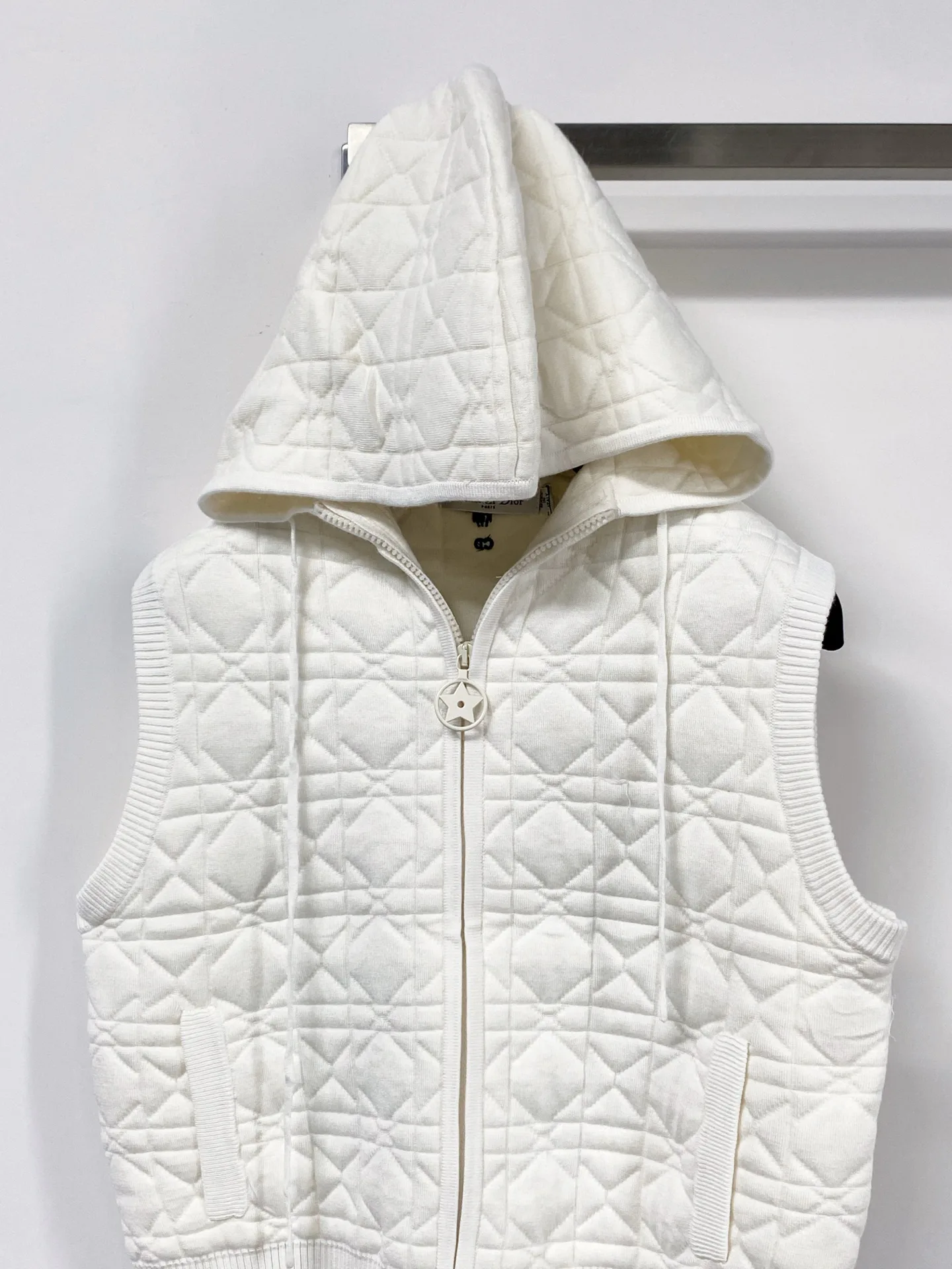Жилеты Женские Christian Dior 18734011
