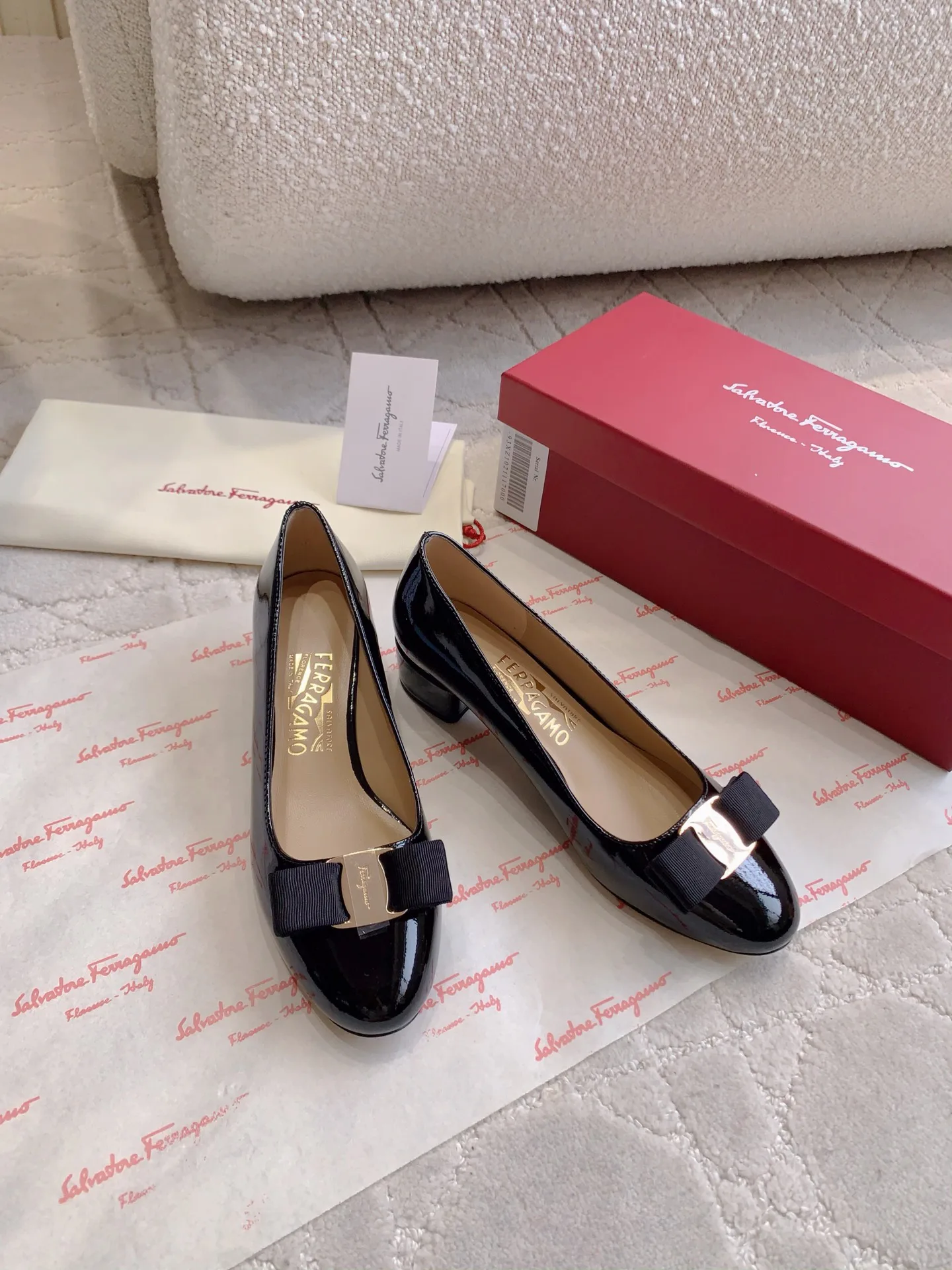 Балетки Женские Salvatore Ferragamo 11870091