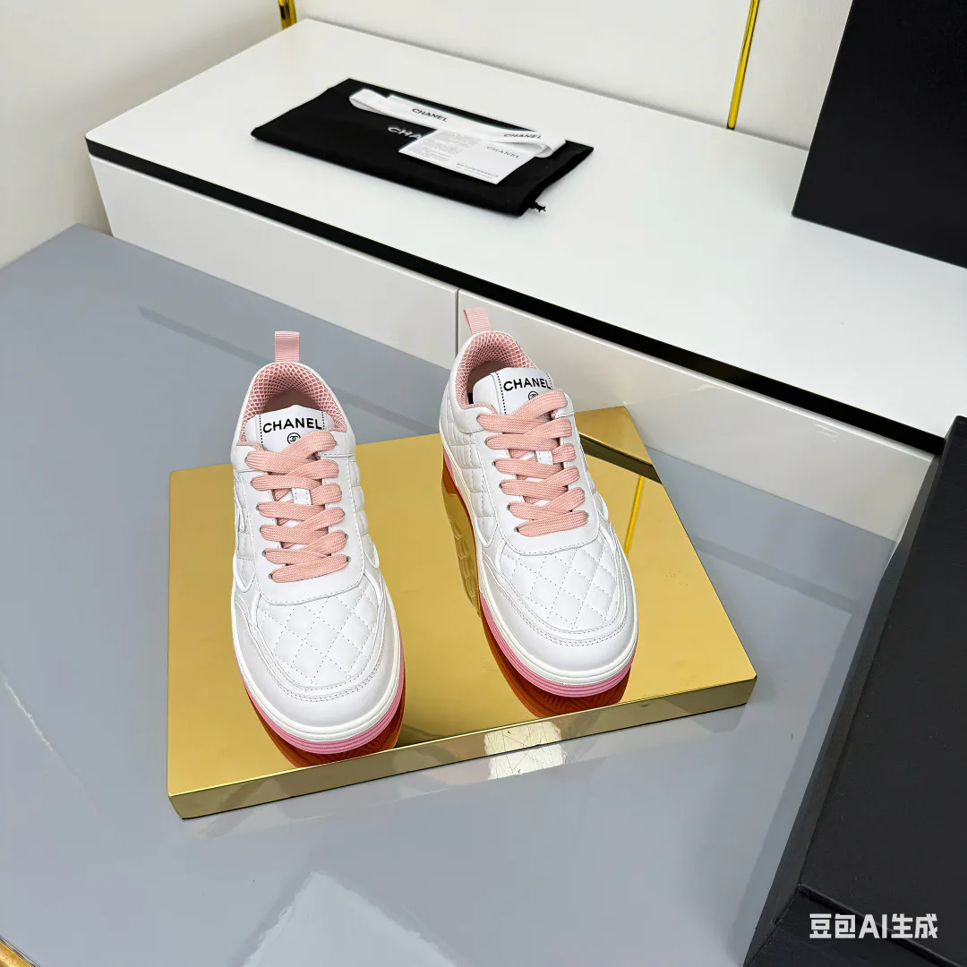 Кроссовки Женские Chanel 4502740