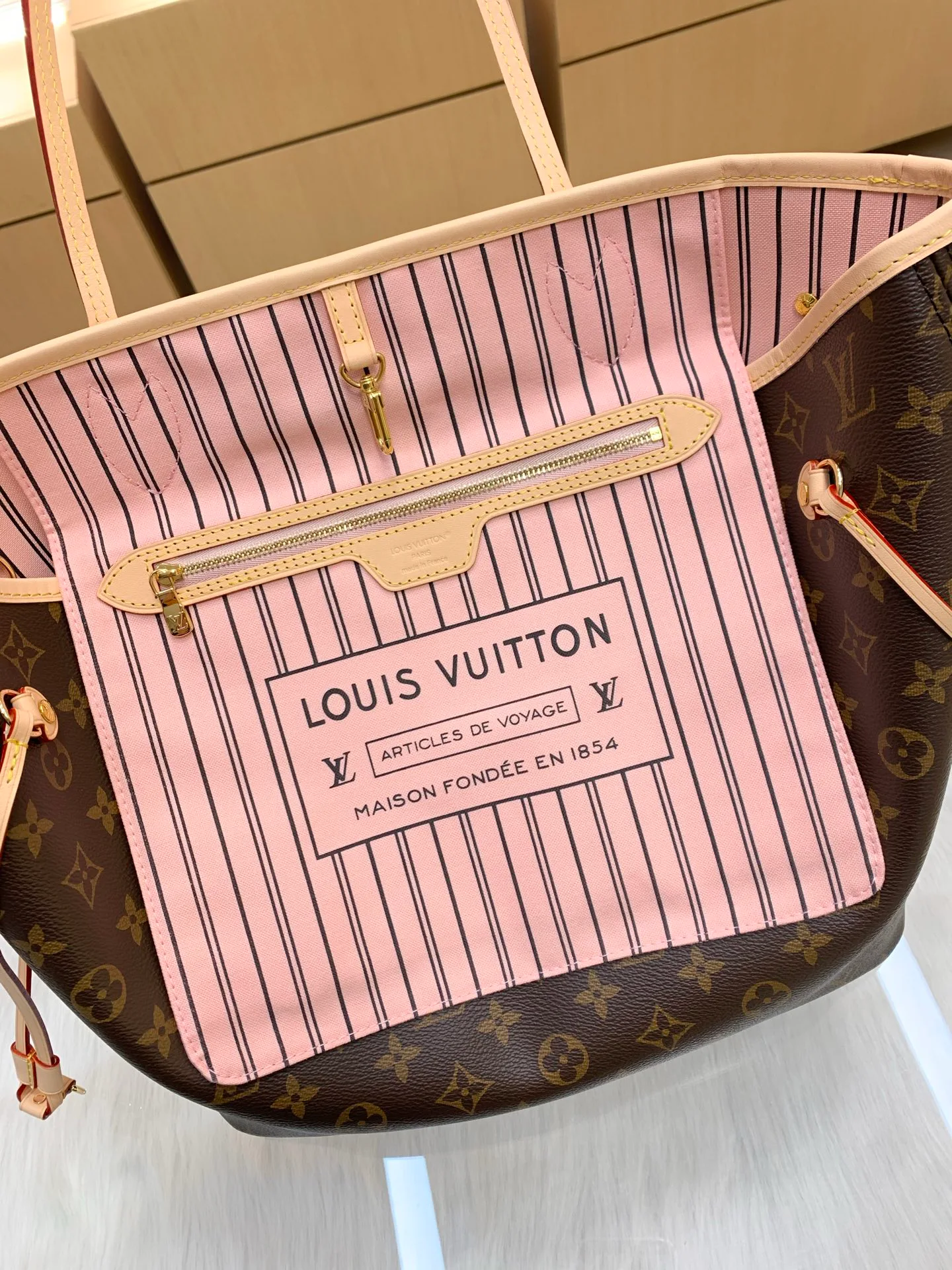Классические Сумки Женские Louis Vuitton 17303178