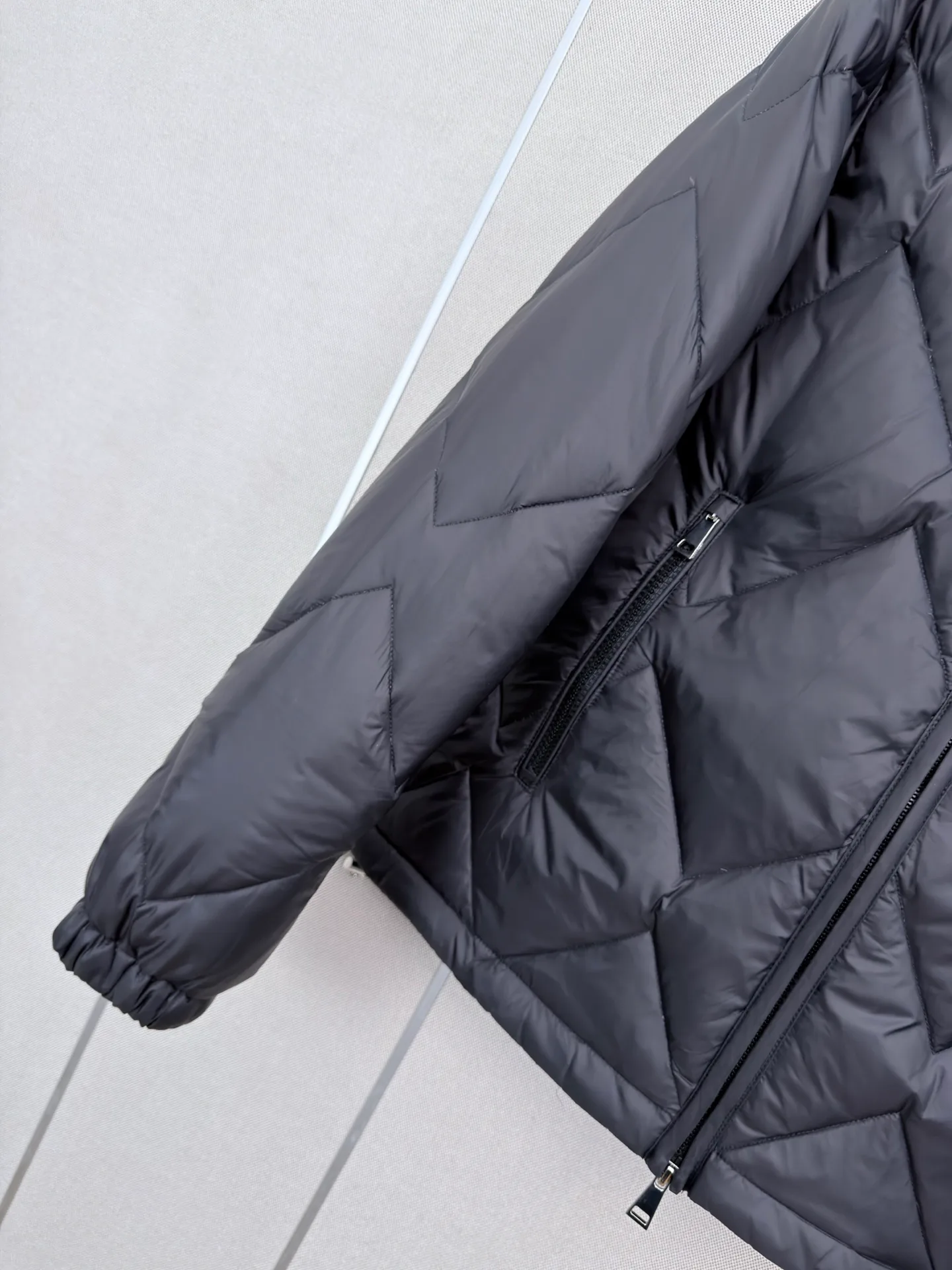 Куртки И Пуховики Женские Moncler 18877923