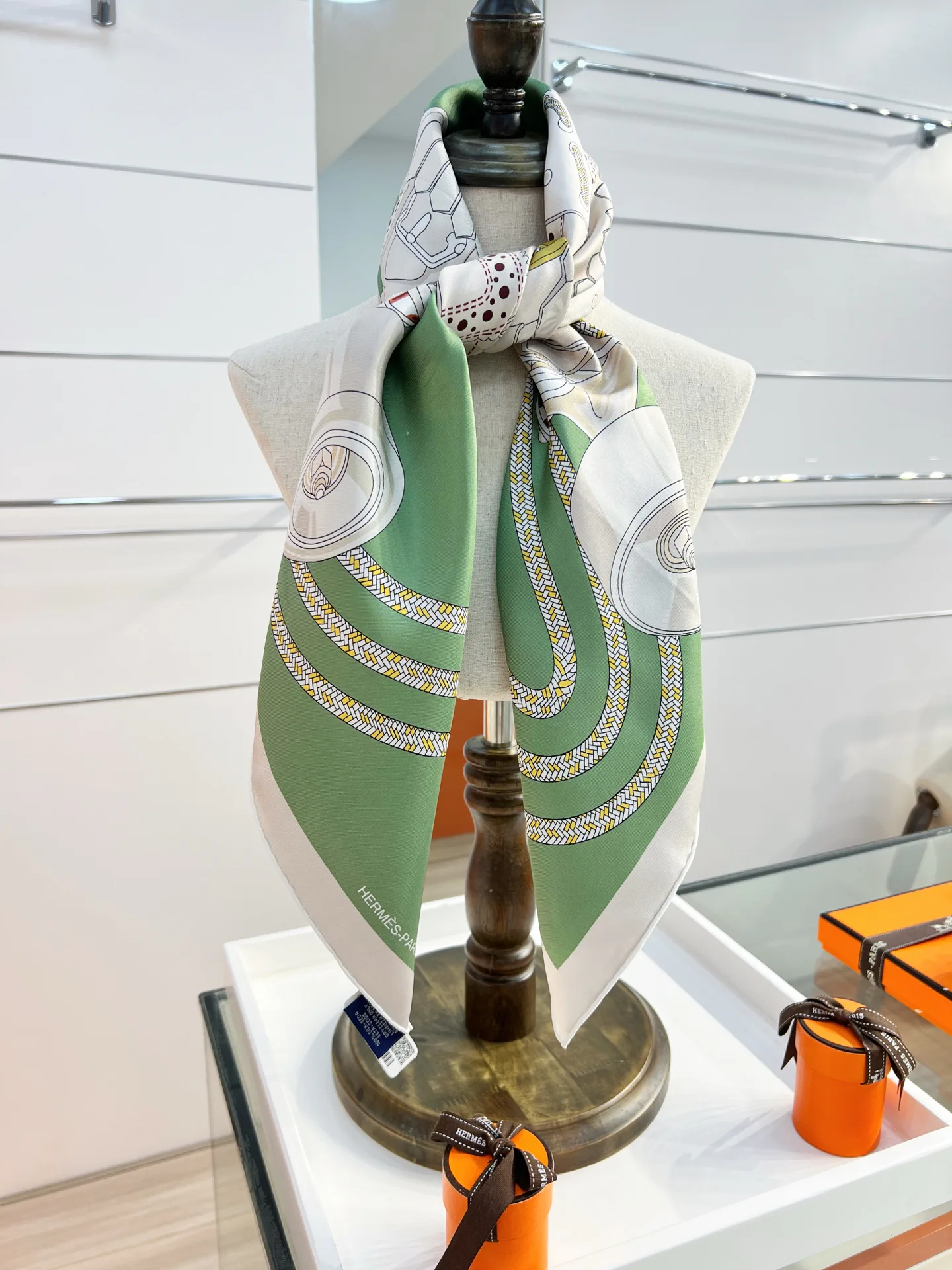 Платки Hermes 17991632
