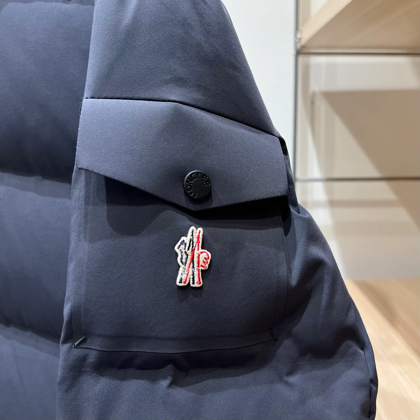 Куртки И Пуховики Женские Moncler 18723667