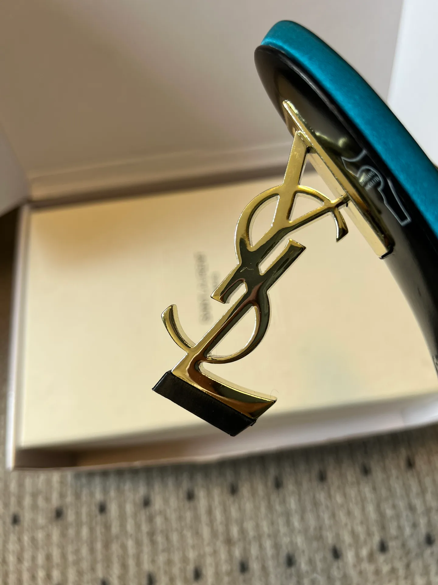 Босоножки Женские Saint Laurent 10835498