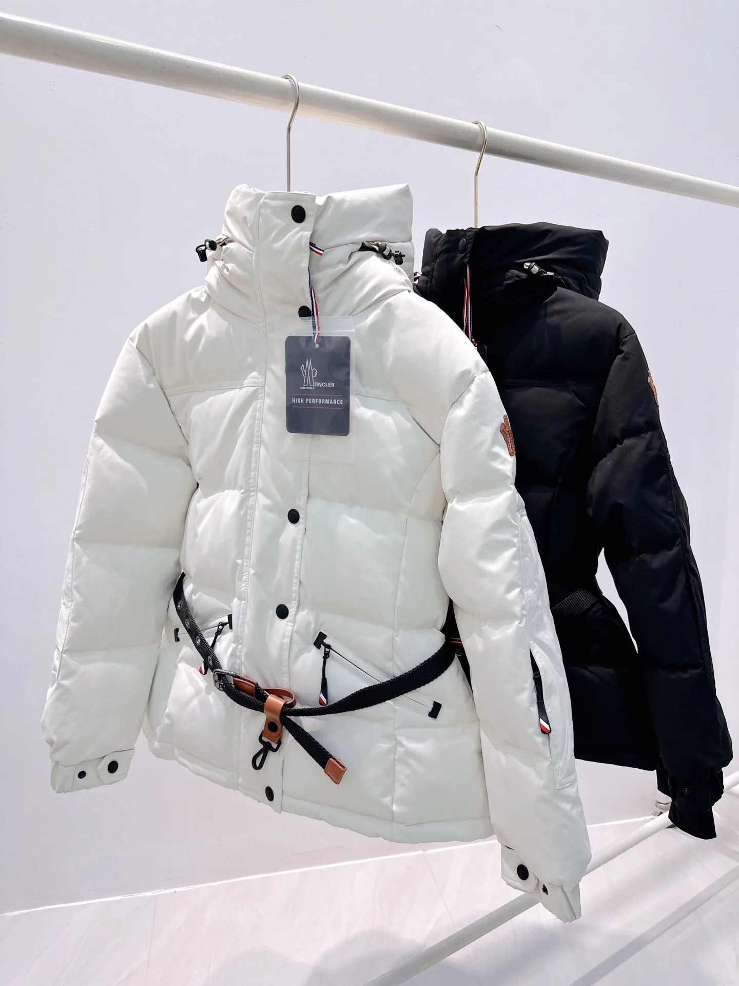 Куртки И Пуховики Женские Moncler 17911177
