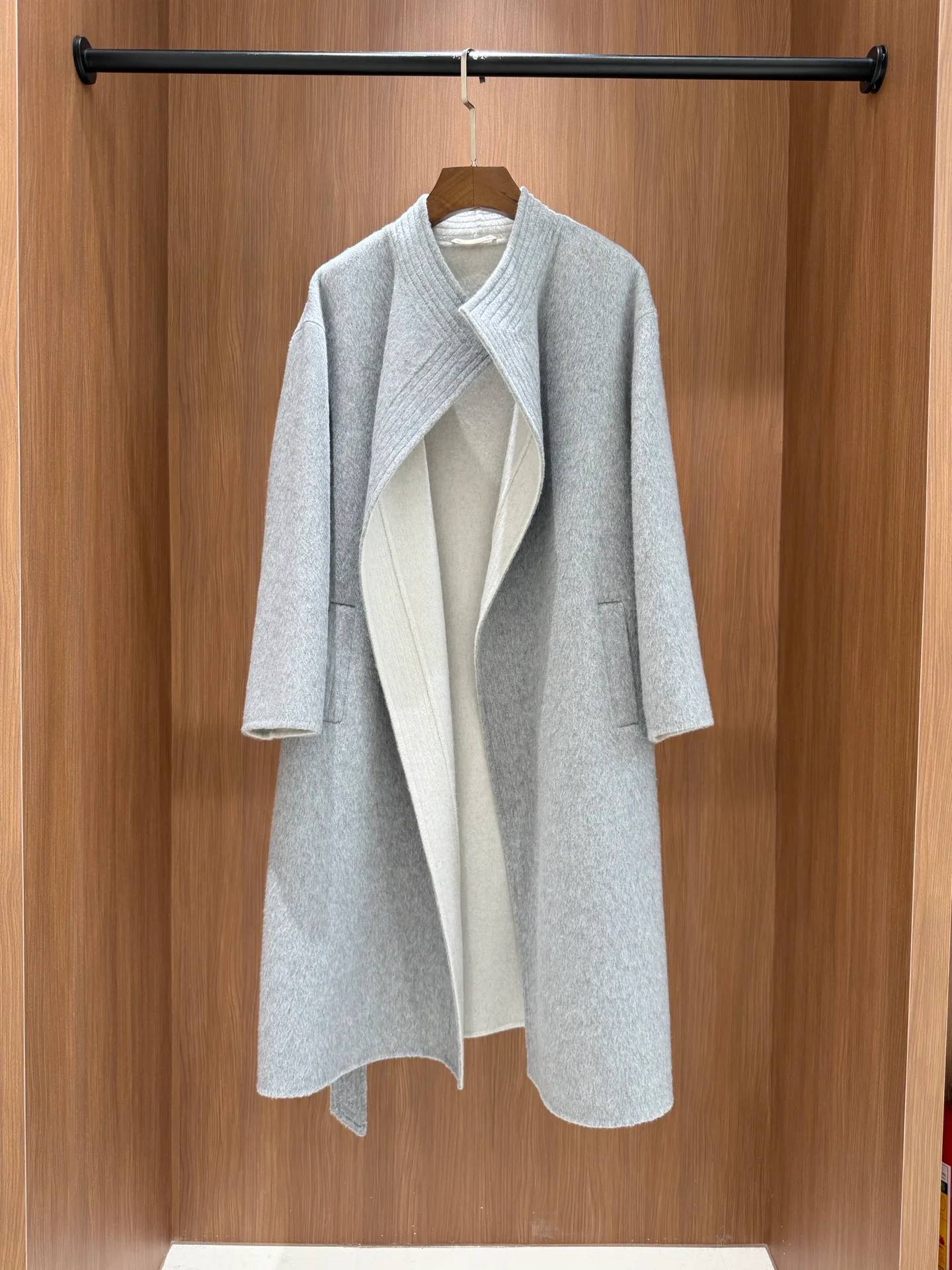 Пальто Женские Loro Piana 5602657