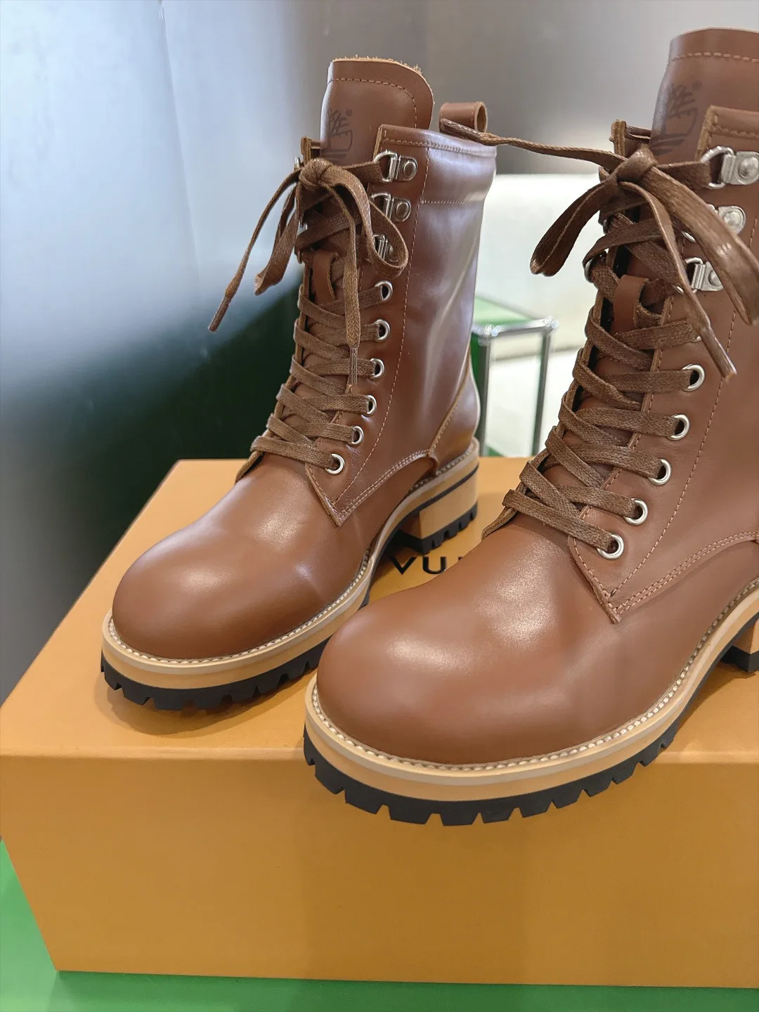 Ботинки Женские Louis Vuitton 18053353