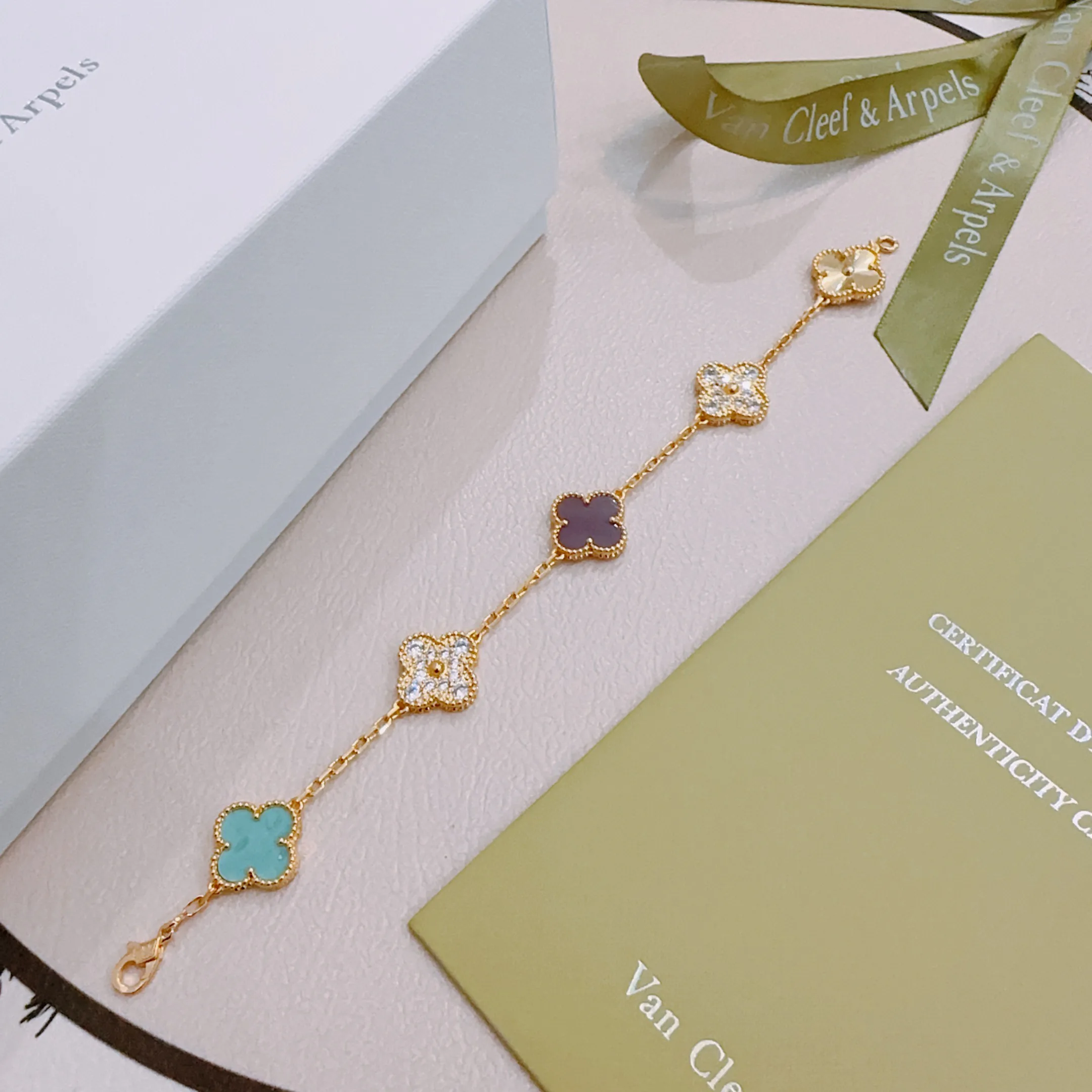 Бижутерия Van Cleef & Arpels 91316