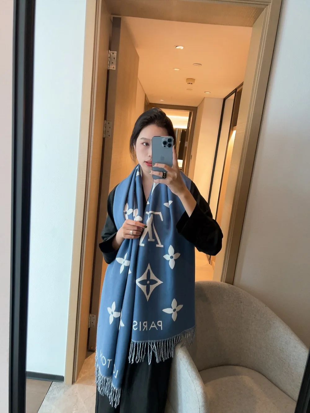 Шарфы Louis Vuitton 184238