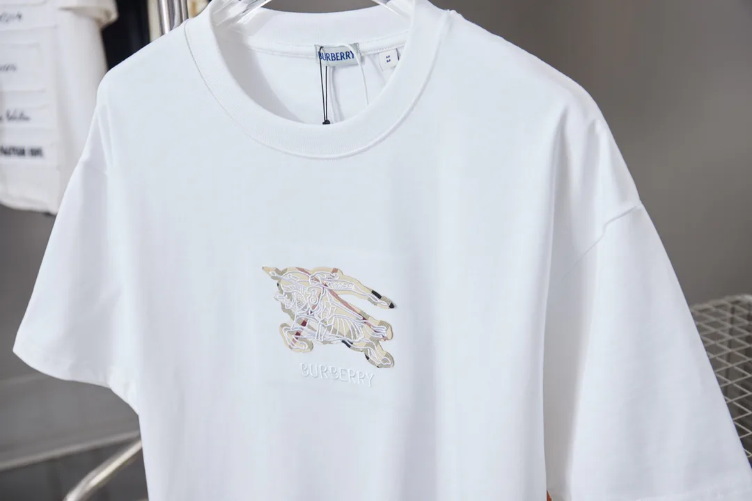 Футболки Женские Burberry 10937936