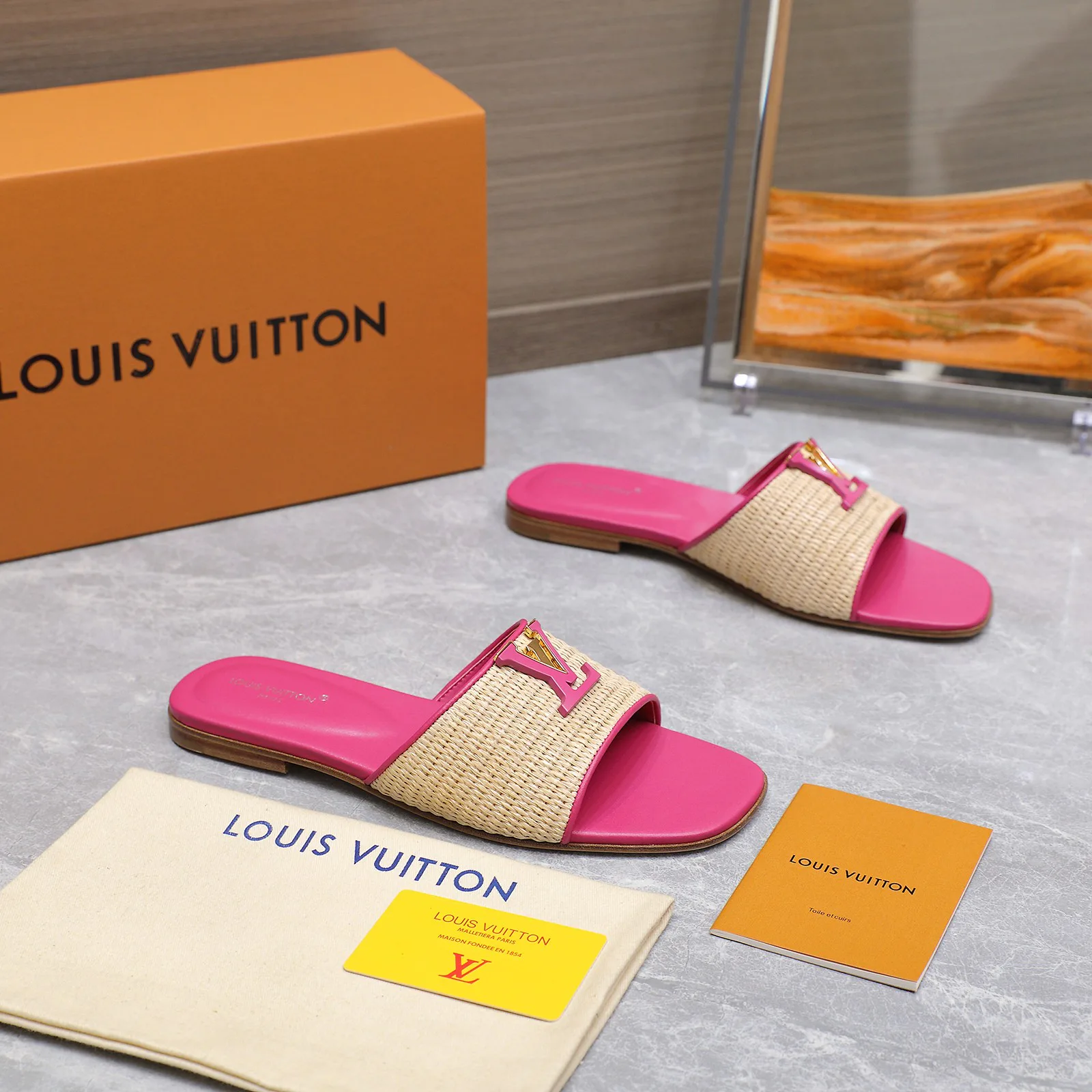 Шлепанцы Женские Louis Vuitton 491973