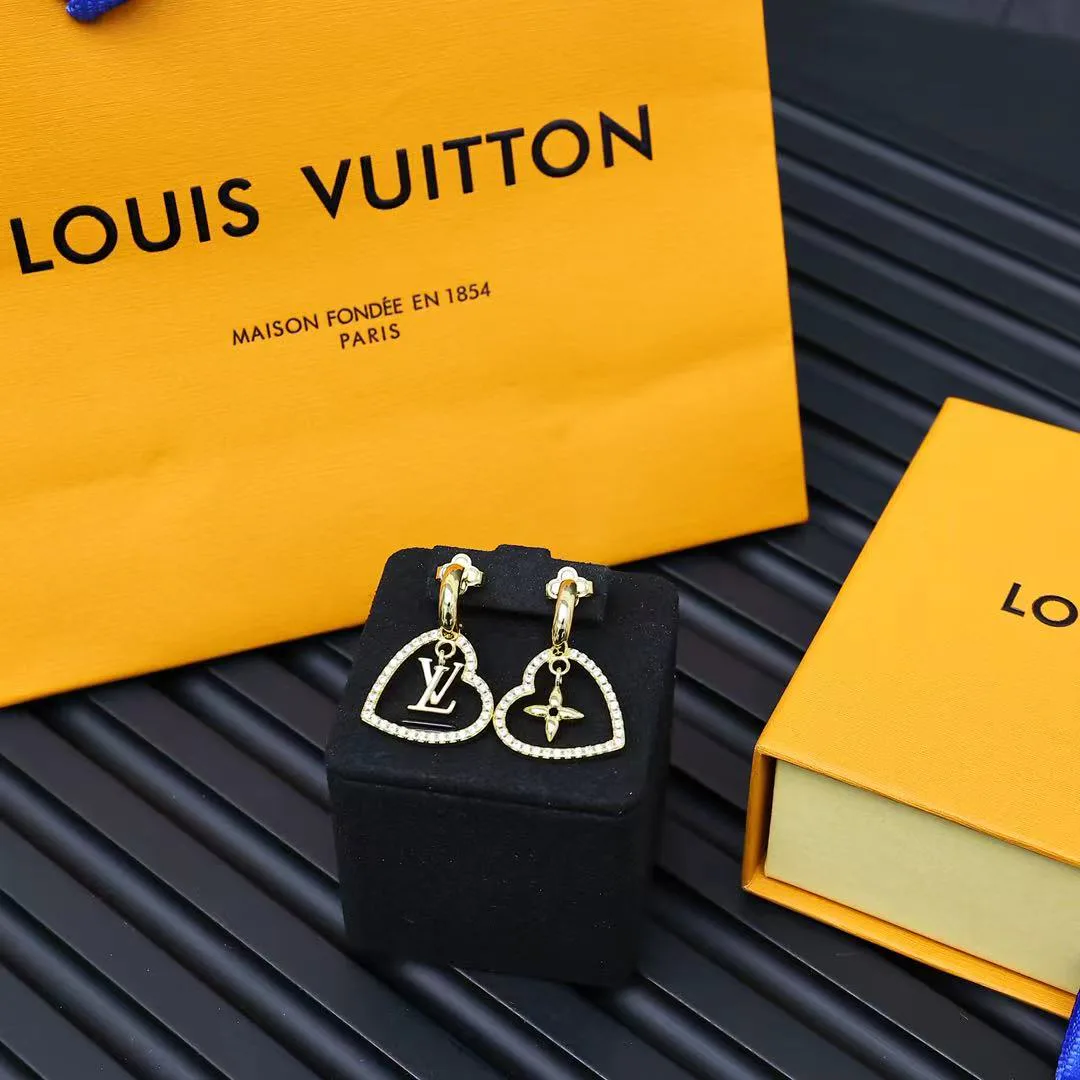 Бижутерия Louis Vuitton 17737911