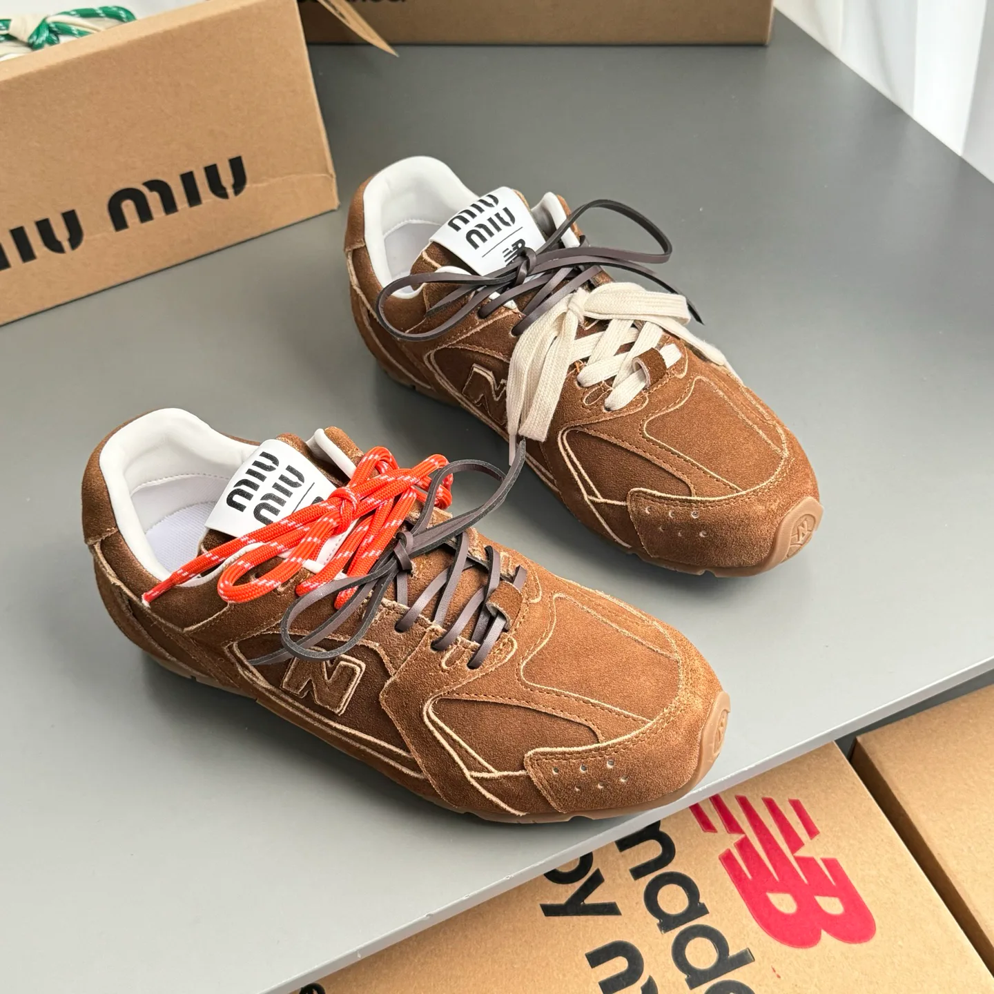 Кроссовки Женские Miu Miu 12629852