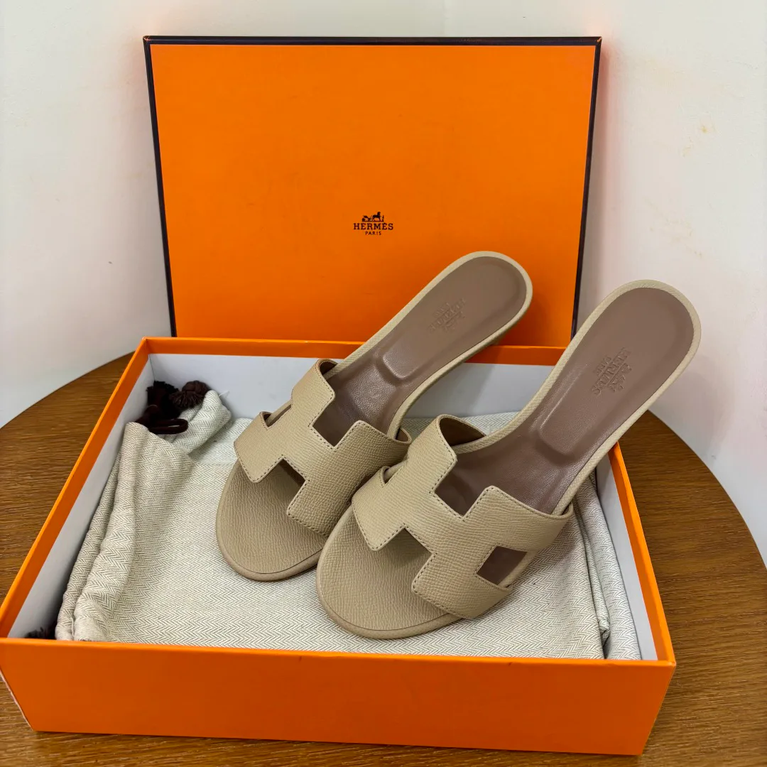 Сандалии Женские Hermes 10655949