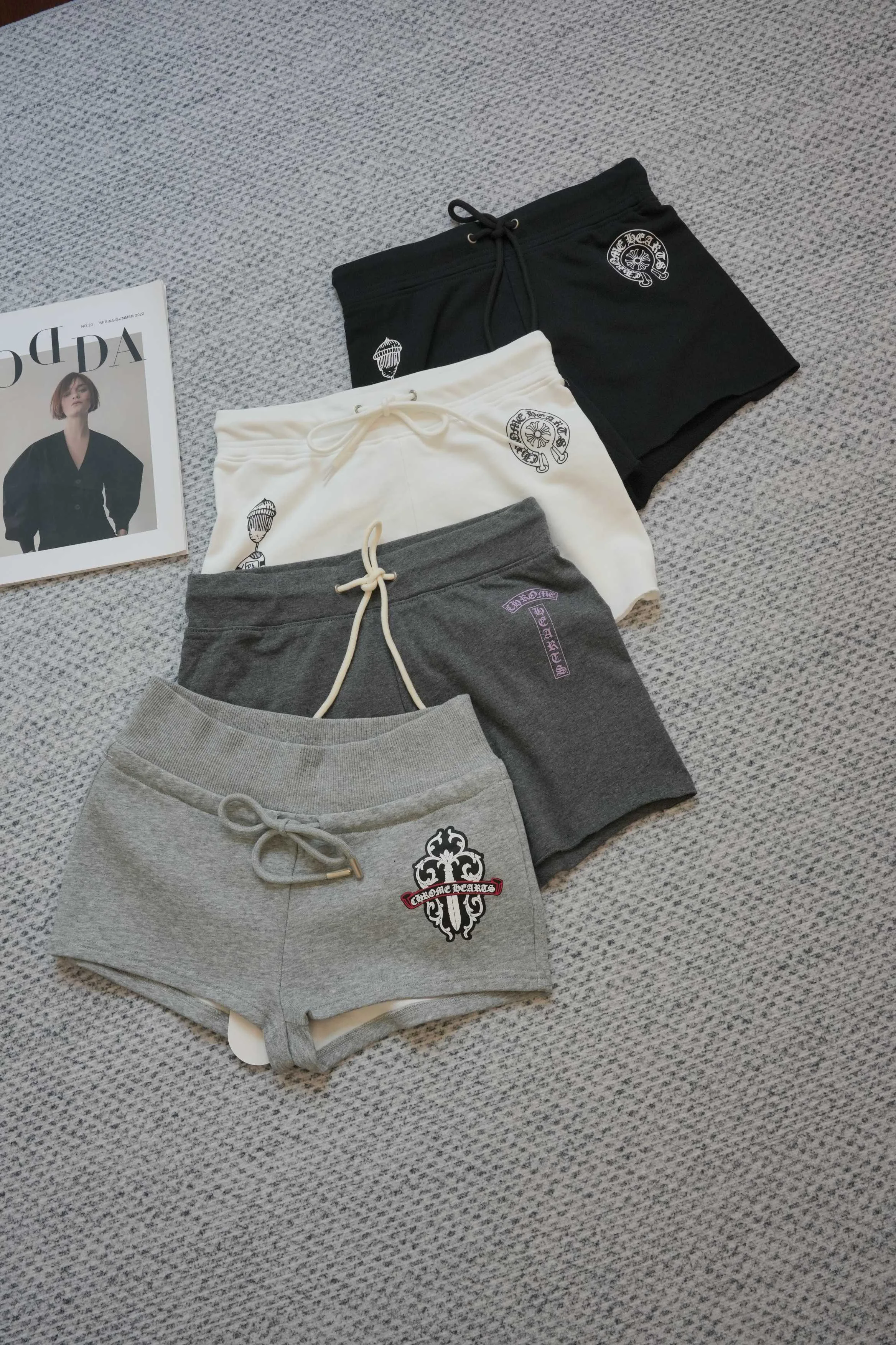 Шорты Женские Chrome Hearts 13425698