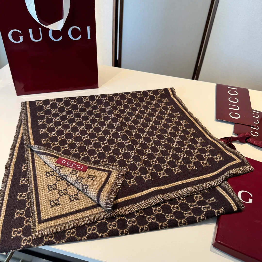 Шарфы Gucci 318394