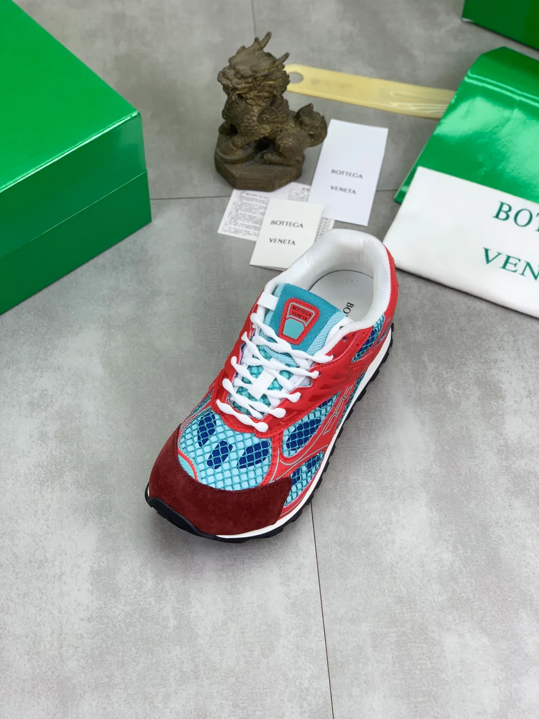Кроссовки Женские Bottega Veneta 18365188
