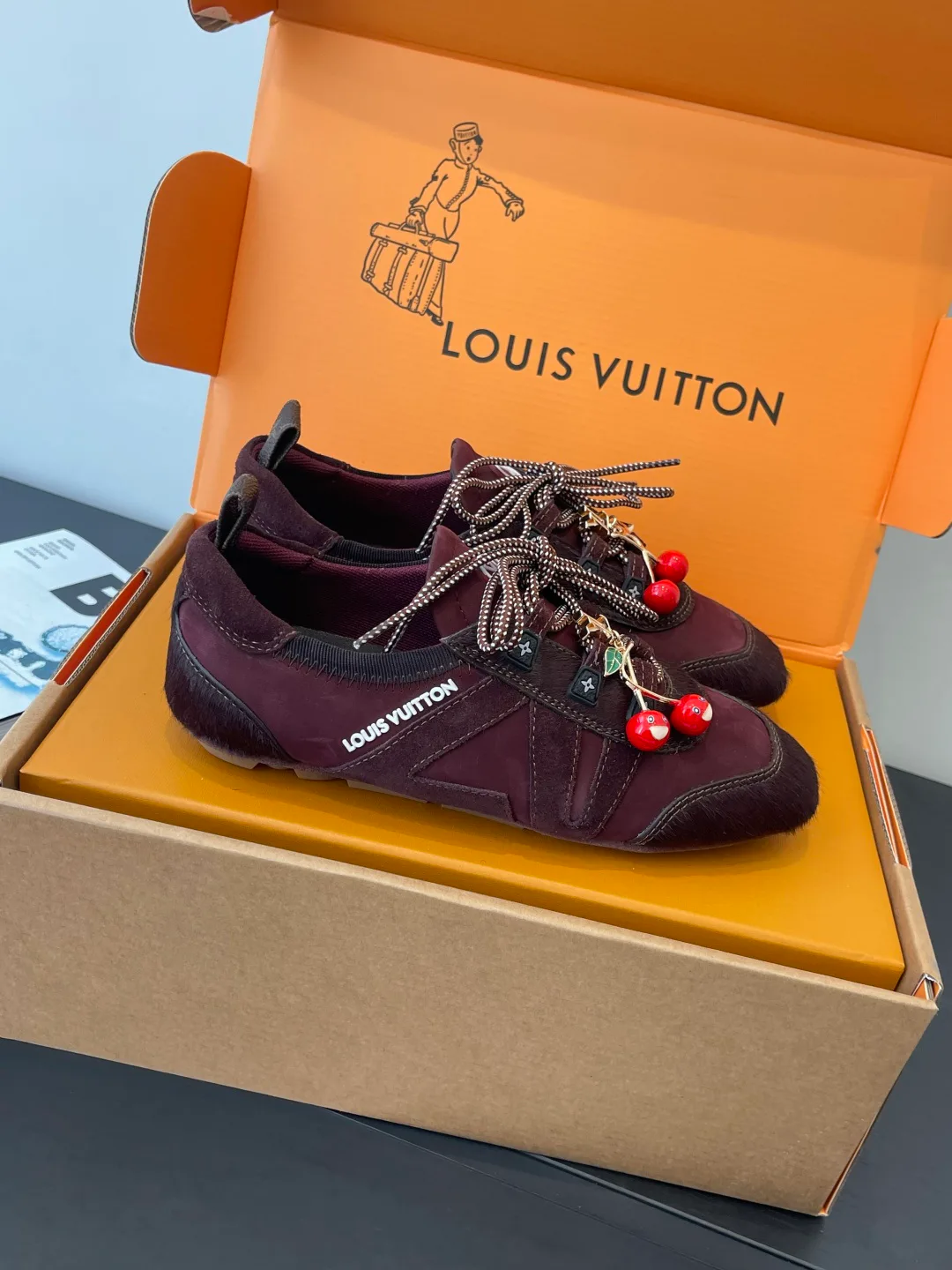 Кроссовки Женские Louis Vuitton 1595085