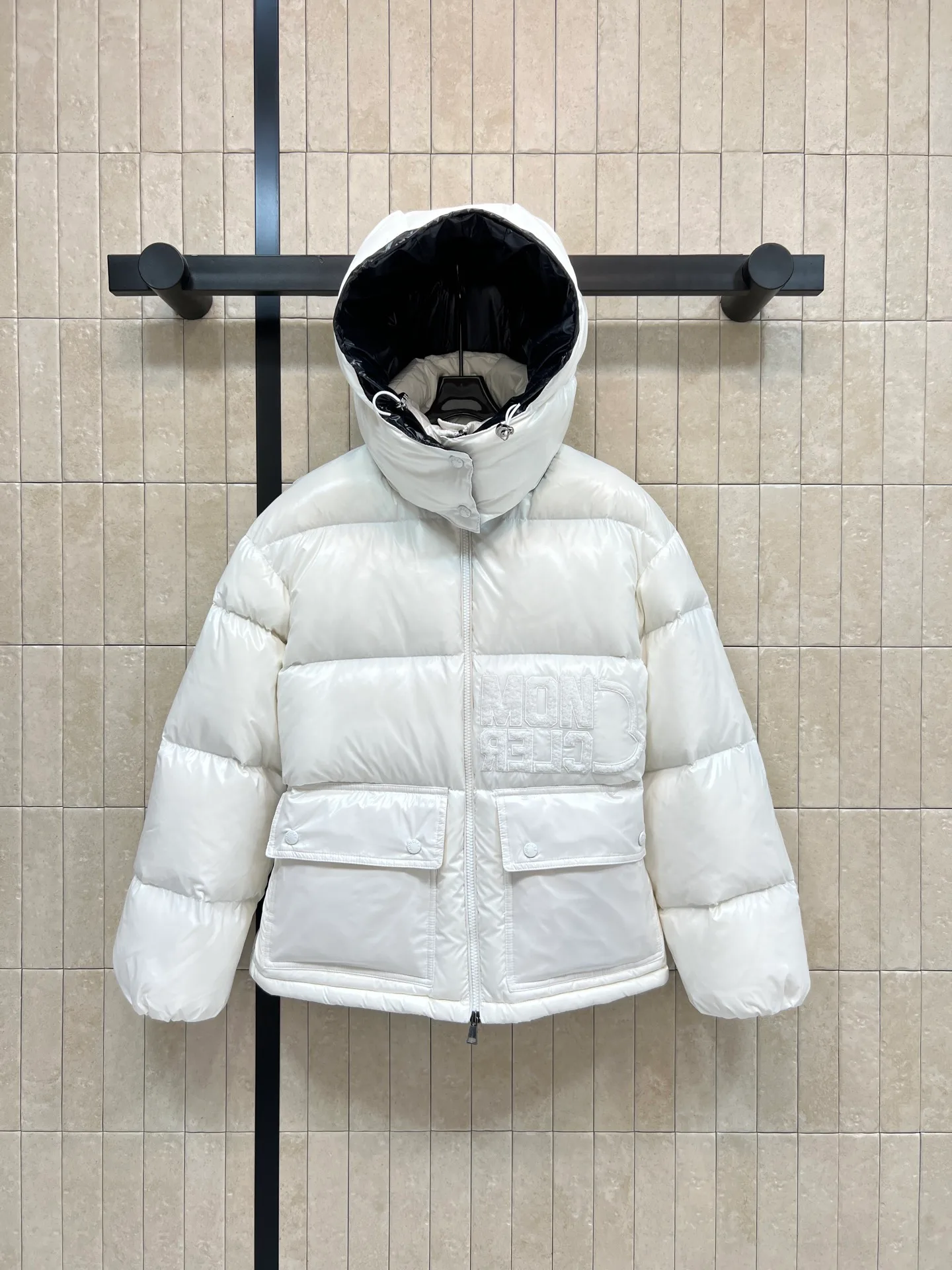 Куртки И Пуховики Женские Moncler 19703972