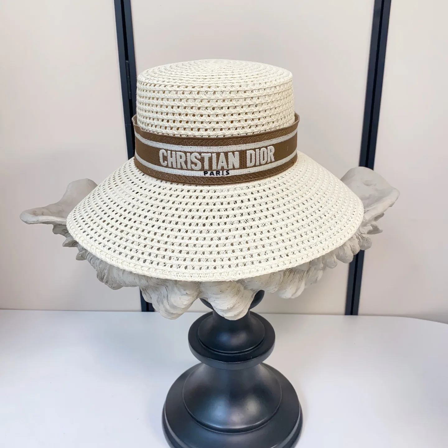 Головные Уборы Christian Dior 13569667