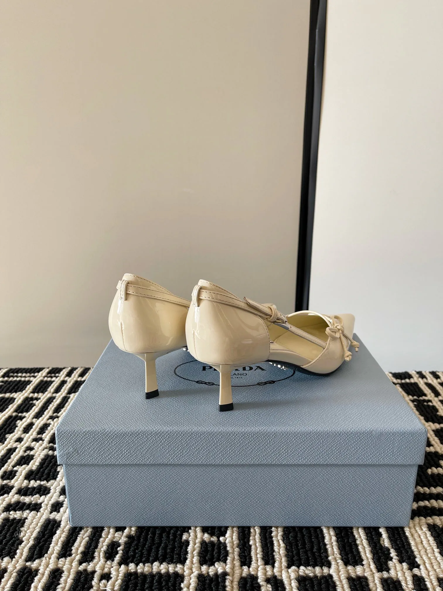 Туфли Женские Prada 11162938