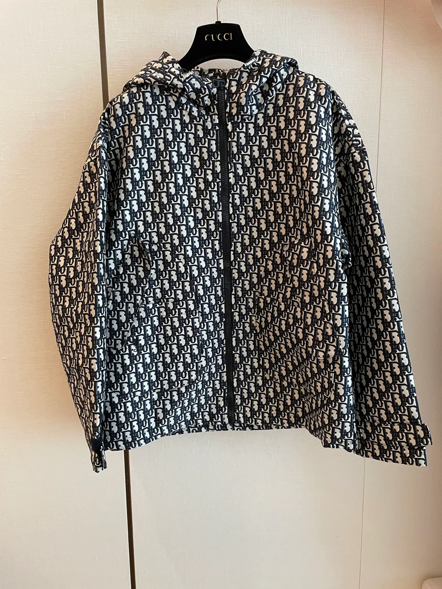 Куртки И Пуховики Женские Christian Dior 12878981