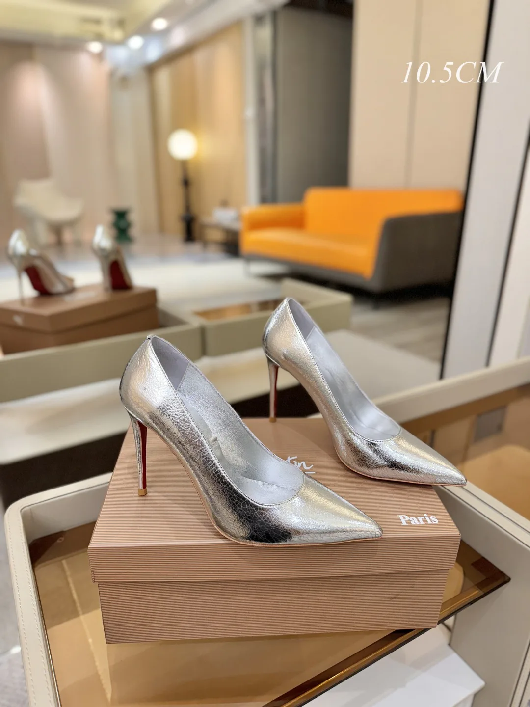 Туфли Женские Christian Louboutin 11079889