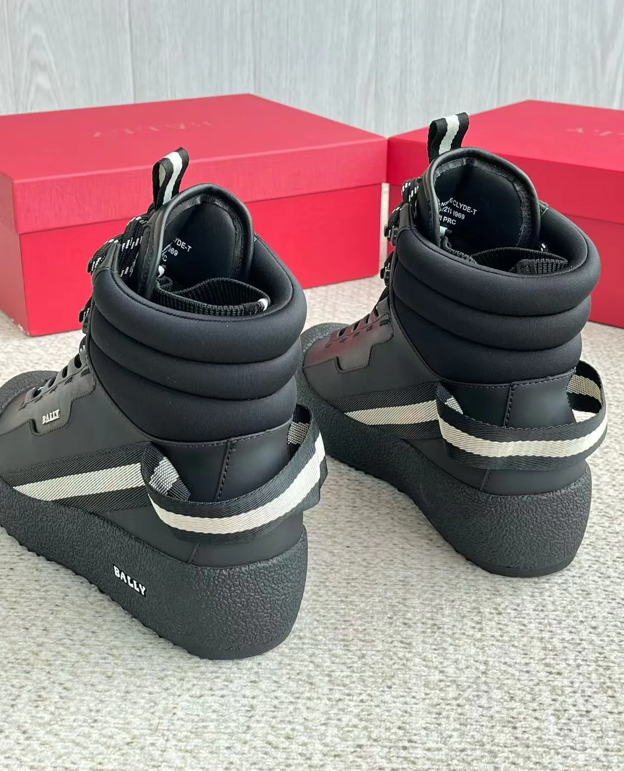 Кроссовки Женские Bally 19704001