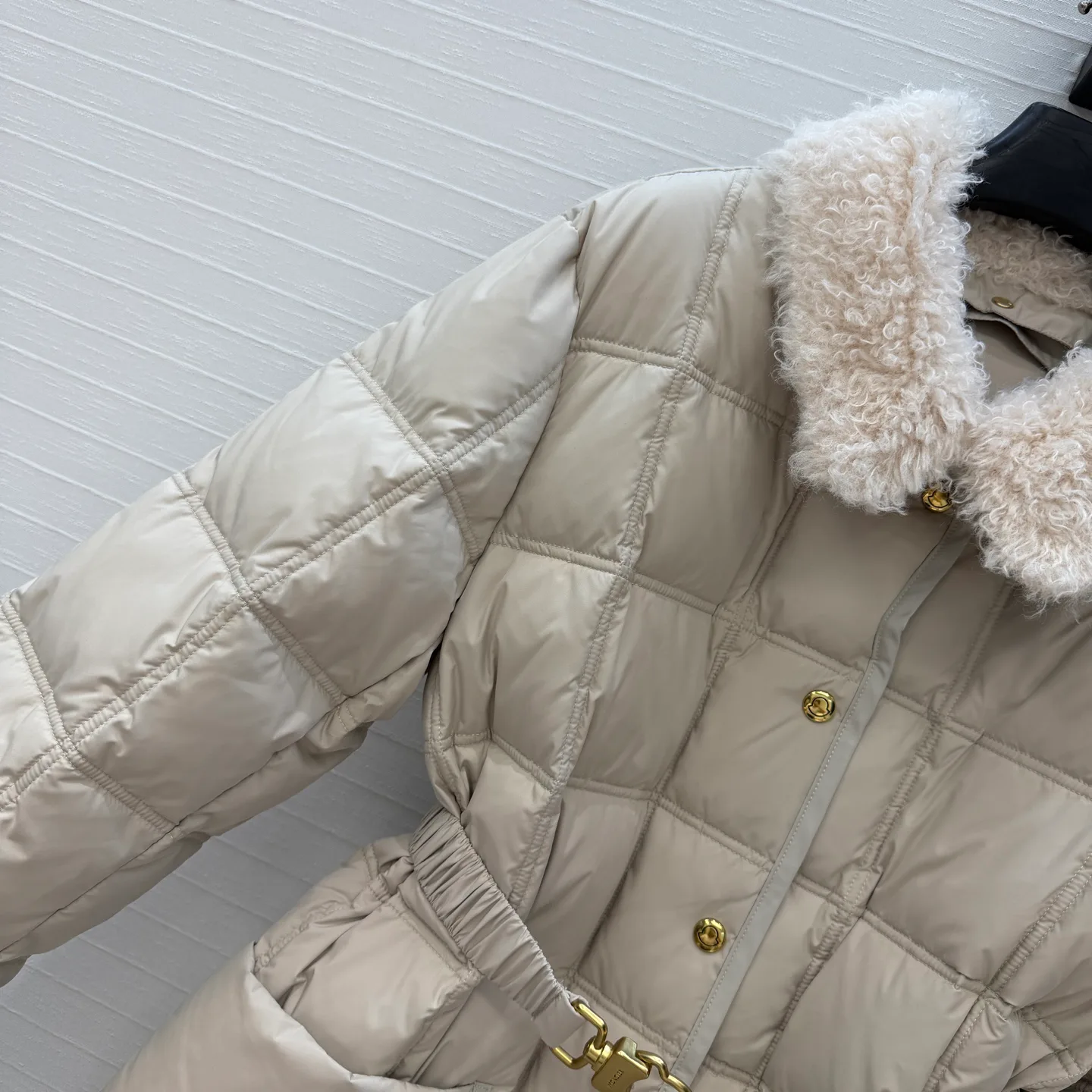 Куртки И Пуховики Женские Moncler 17944642