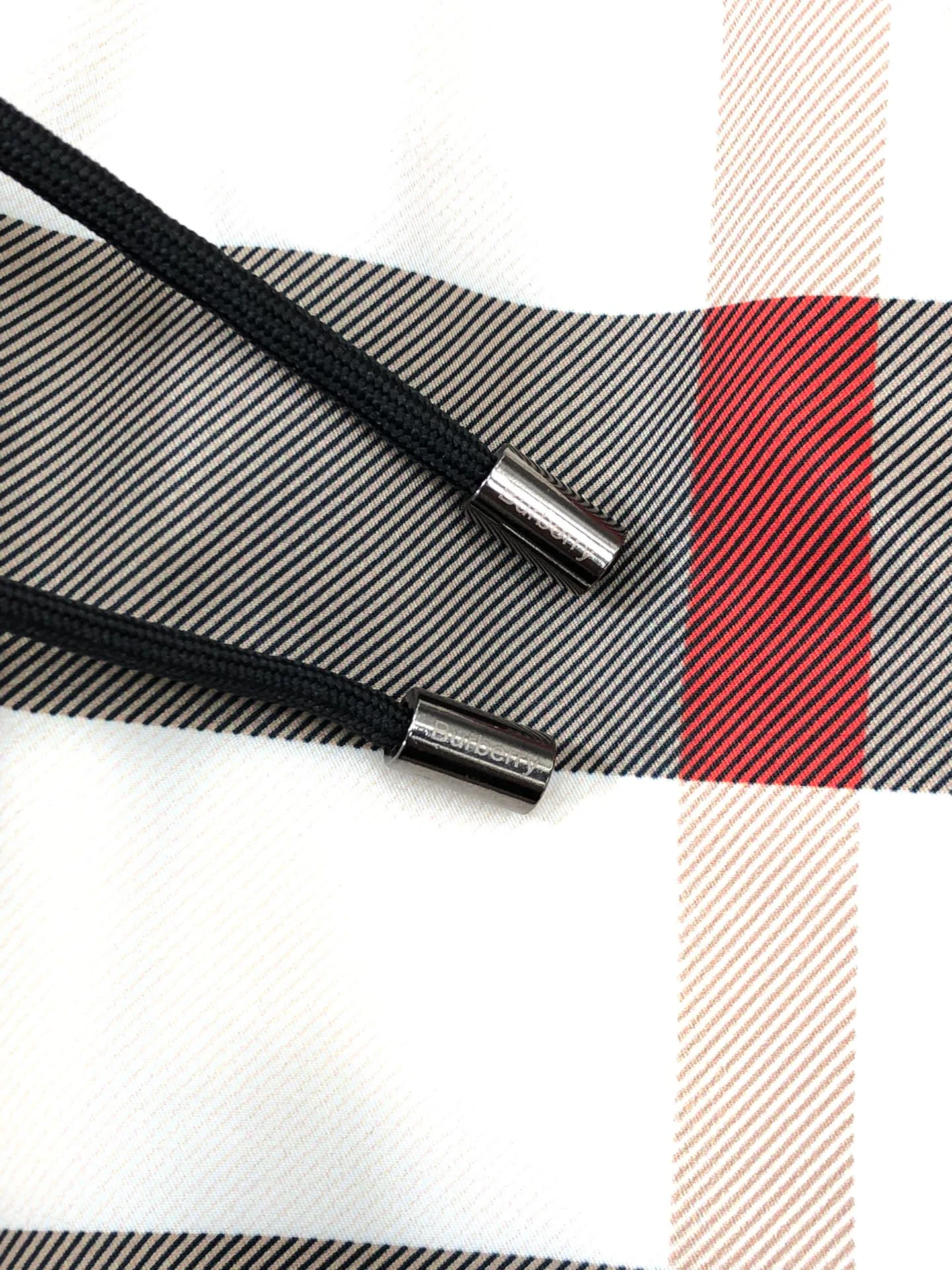 Шорты Мужские Burberry 11213245