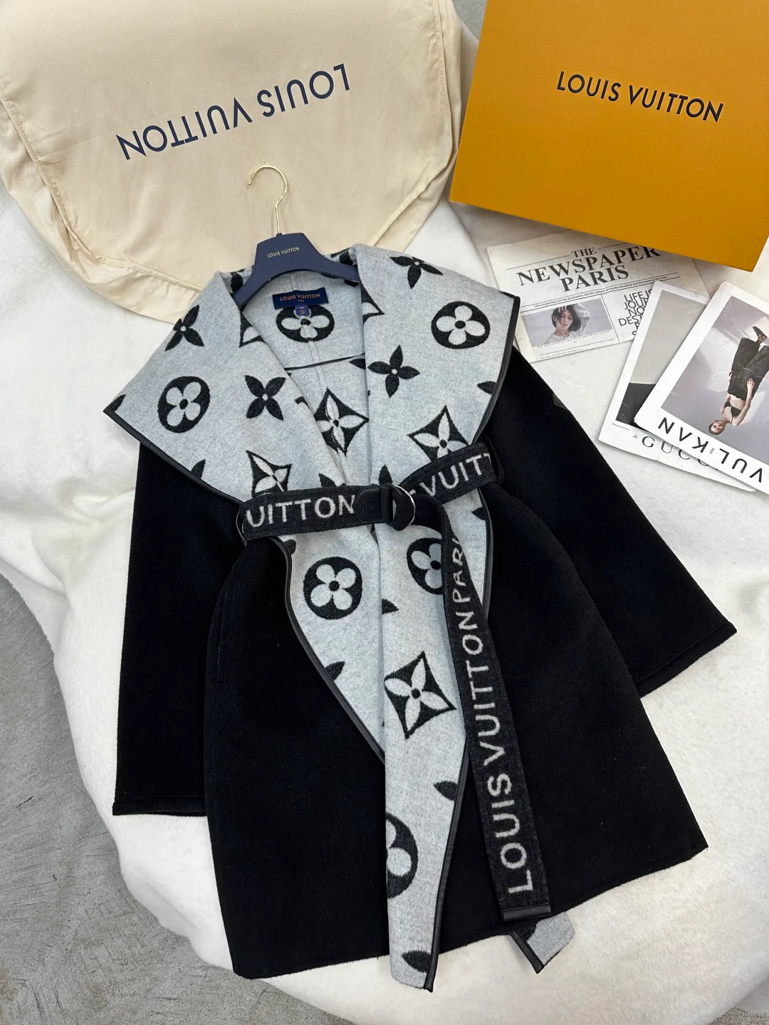 Пальто Женские Louis Vuitton 3532926